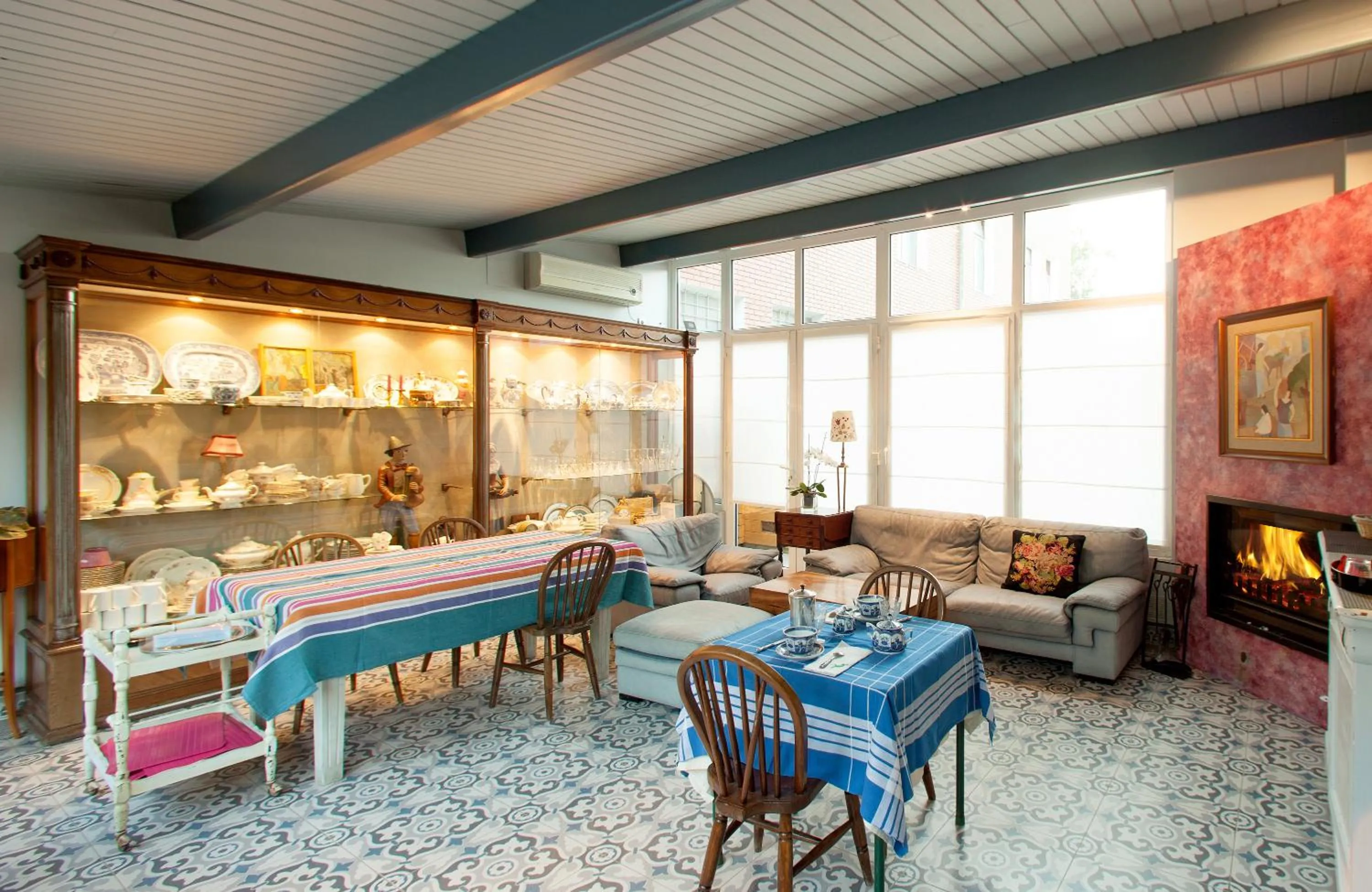 Breakfast in Casa Rural Mailan PARKING INCLUIDO