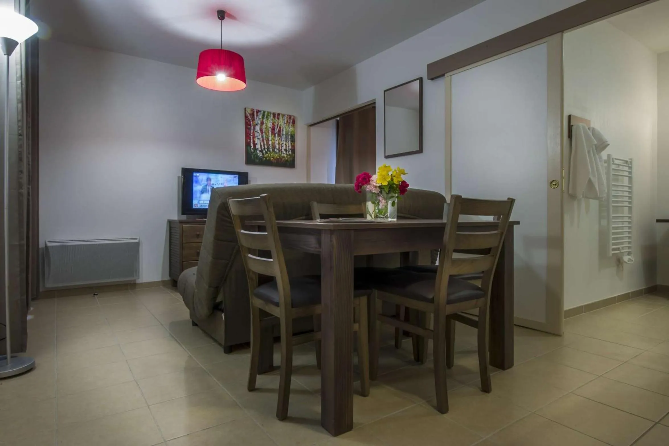 Dining area in Vacancéole - Résidence Le Clos du Rocher