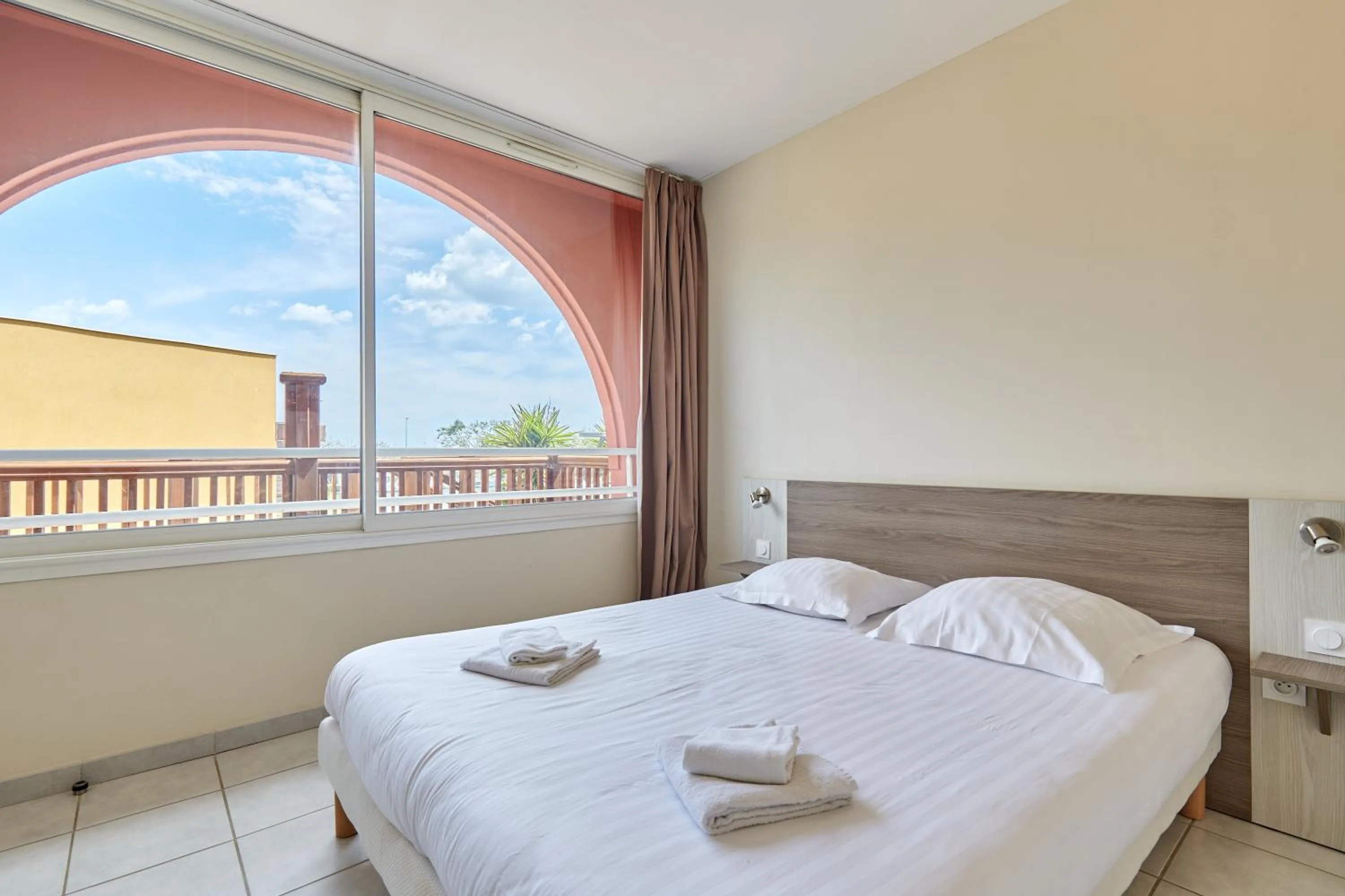 Bed in Résidence Odalys Du Golfe