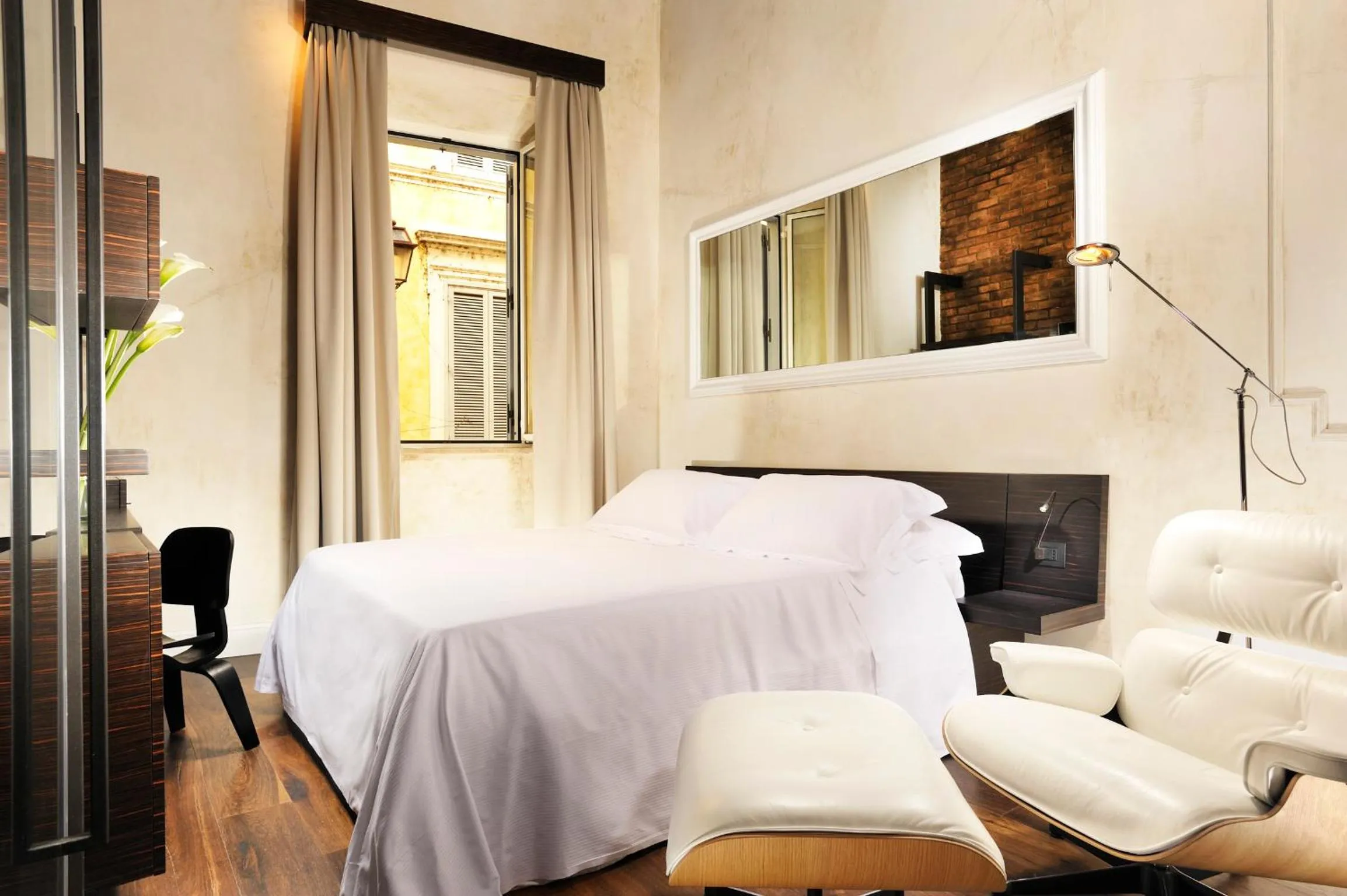 Decorative detail, Bed in Relais Orso