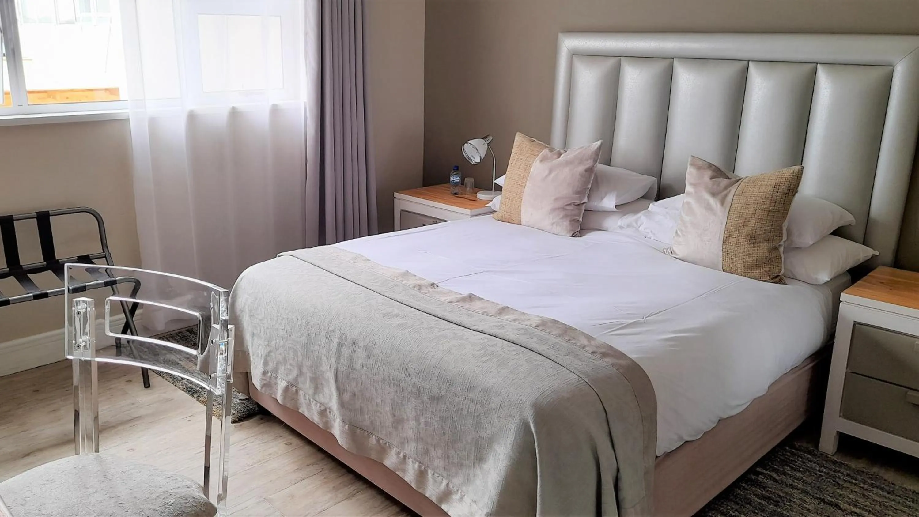 Bed in Atlantic Villa Boutique Guesthouse