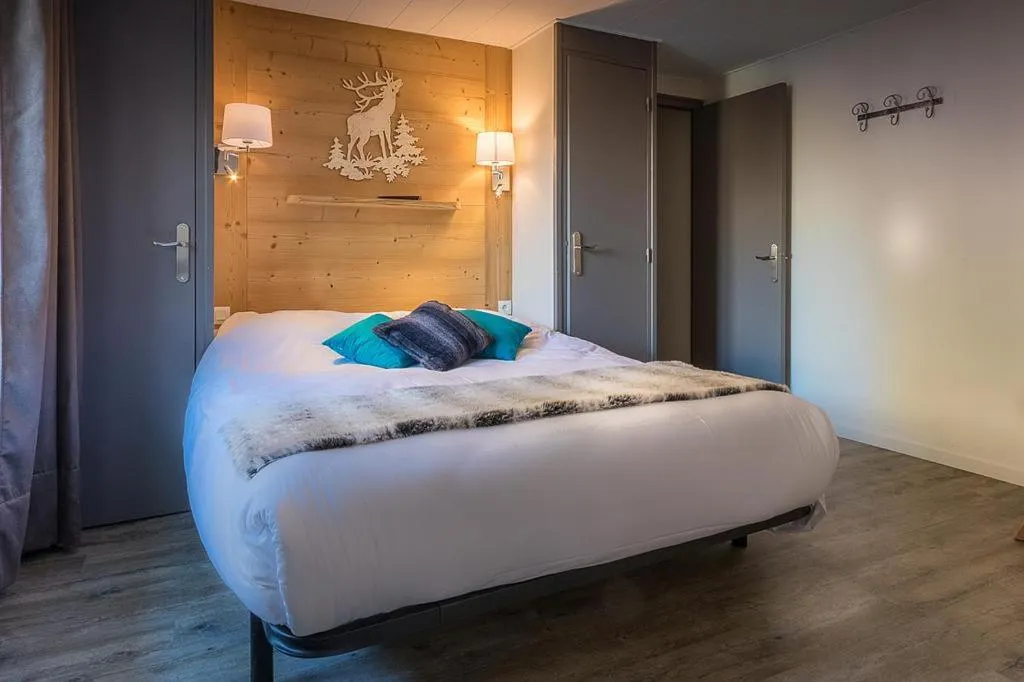 Bed in Hôtel Du Midi