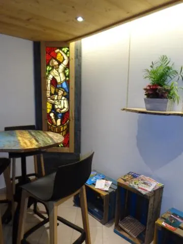 Living room in Hôtel Du Midi