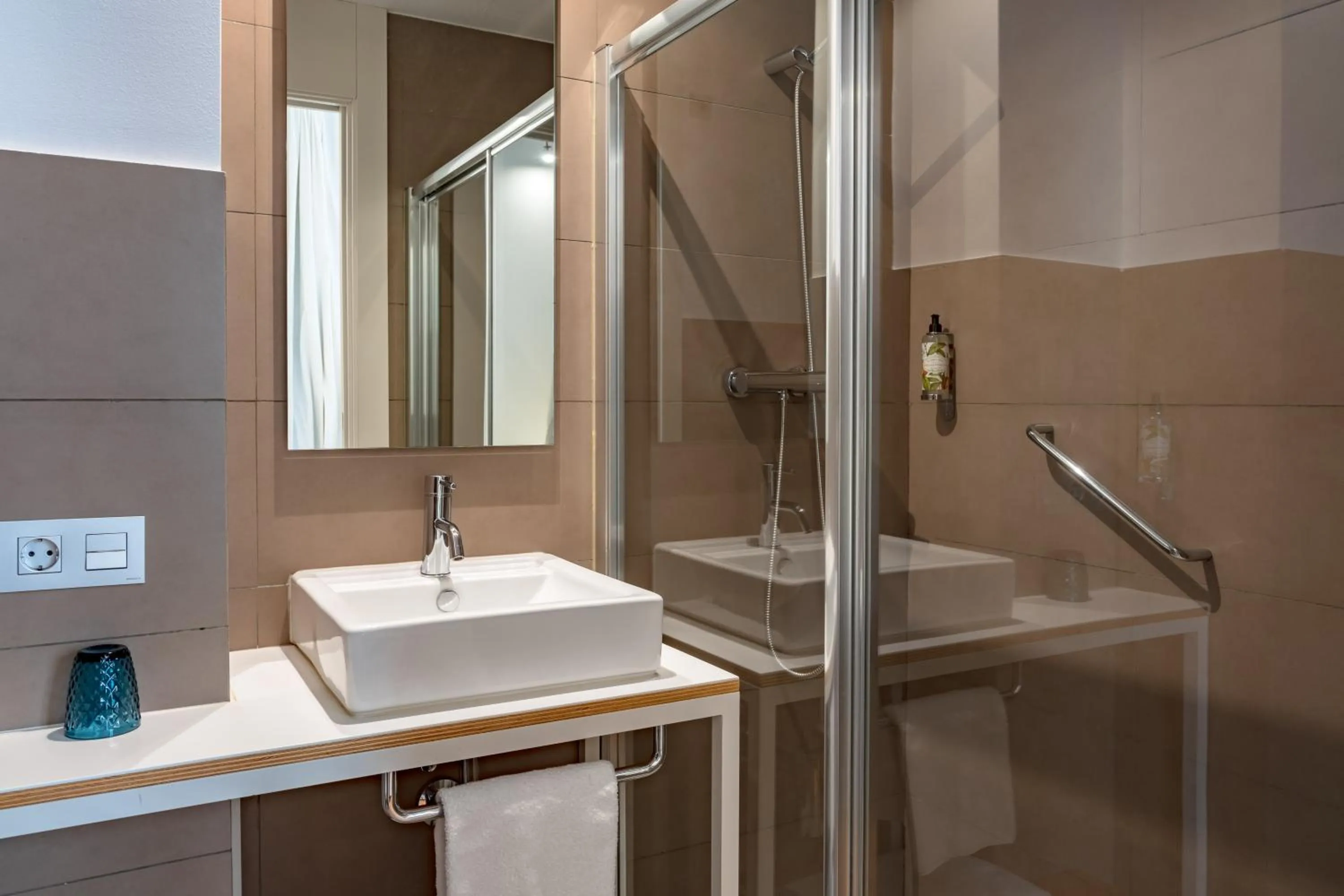 Shower in Hotel Boutique Párraga Siete