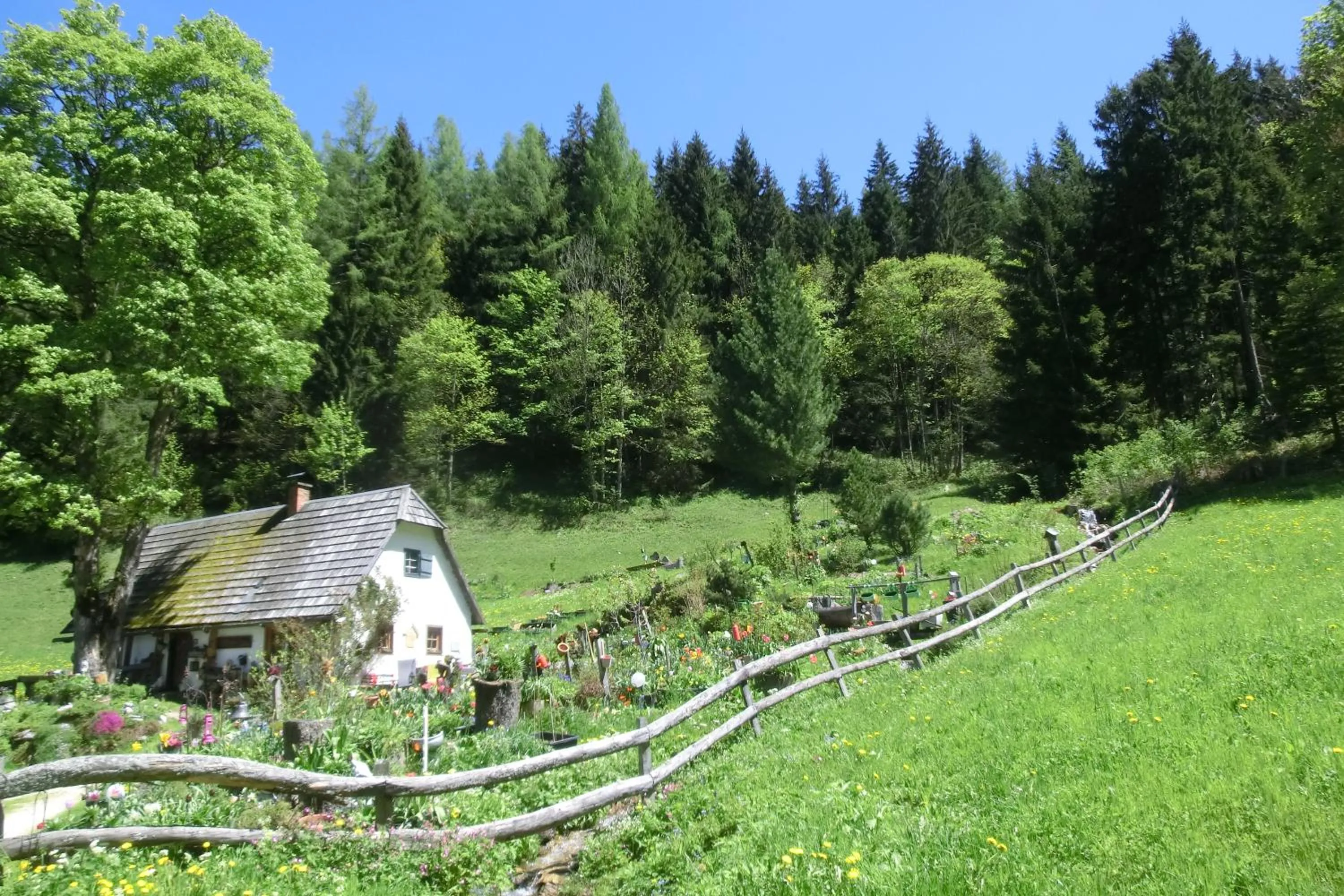 Natural landscape in Hotel garni Landhaus Bürtlmair