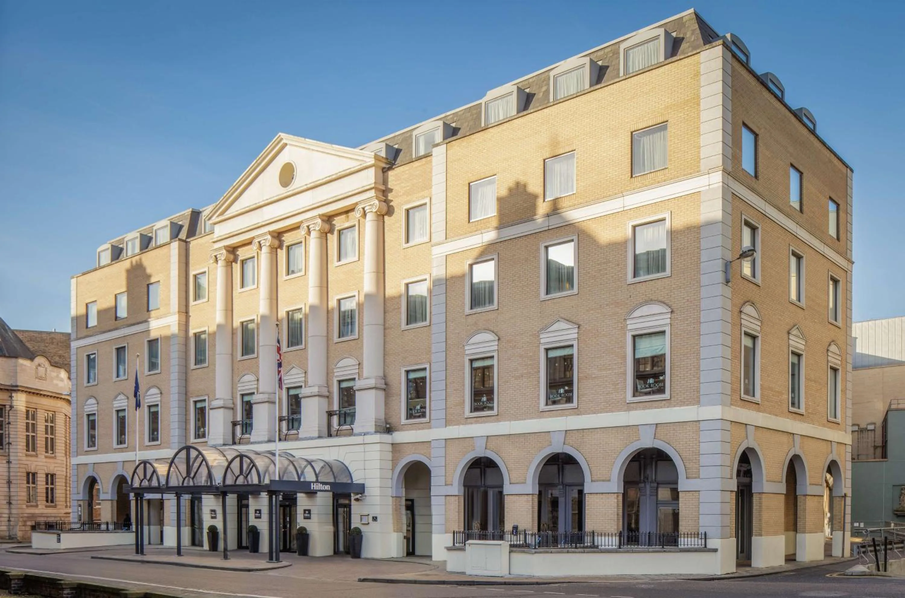 Property building in Hilton Cambridge City Centre
