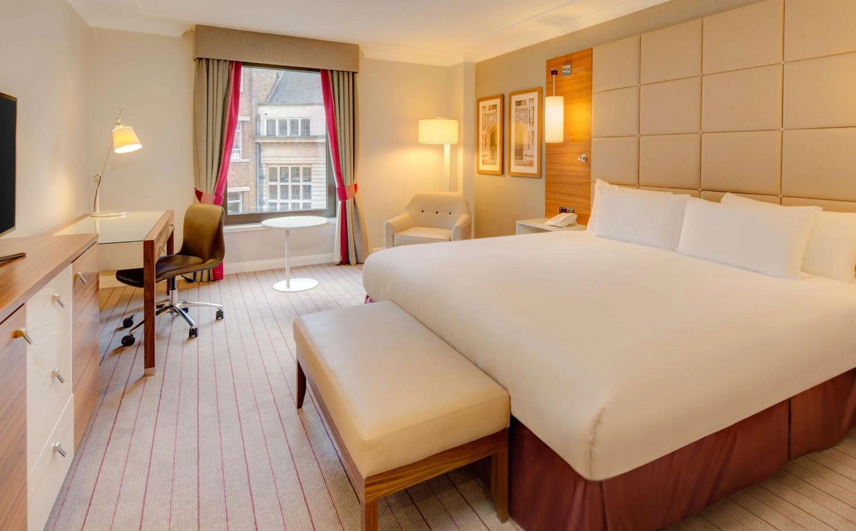 Bedroom, Bed in Hilton Cambridge City Centre