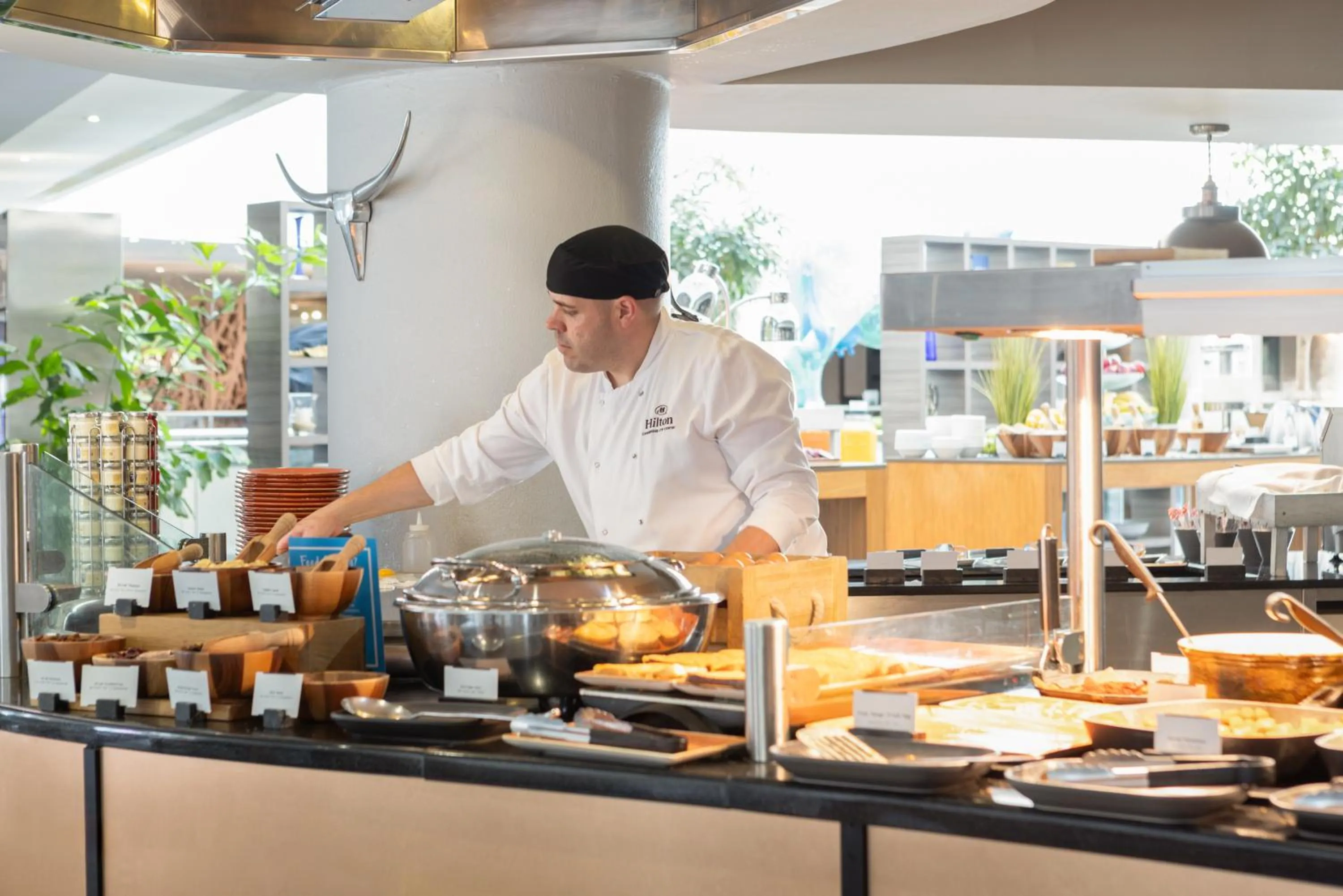 Breakfast in Hilton Cambridge City Centre