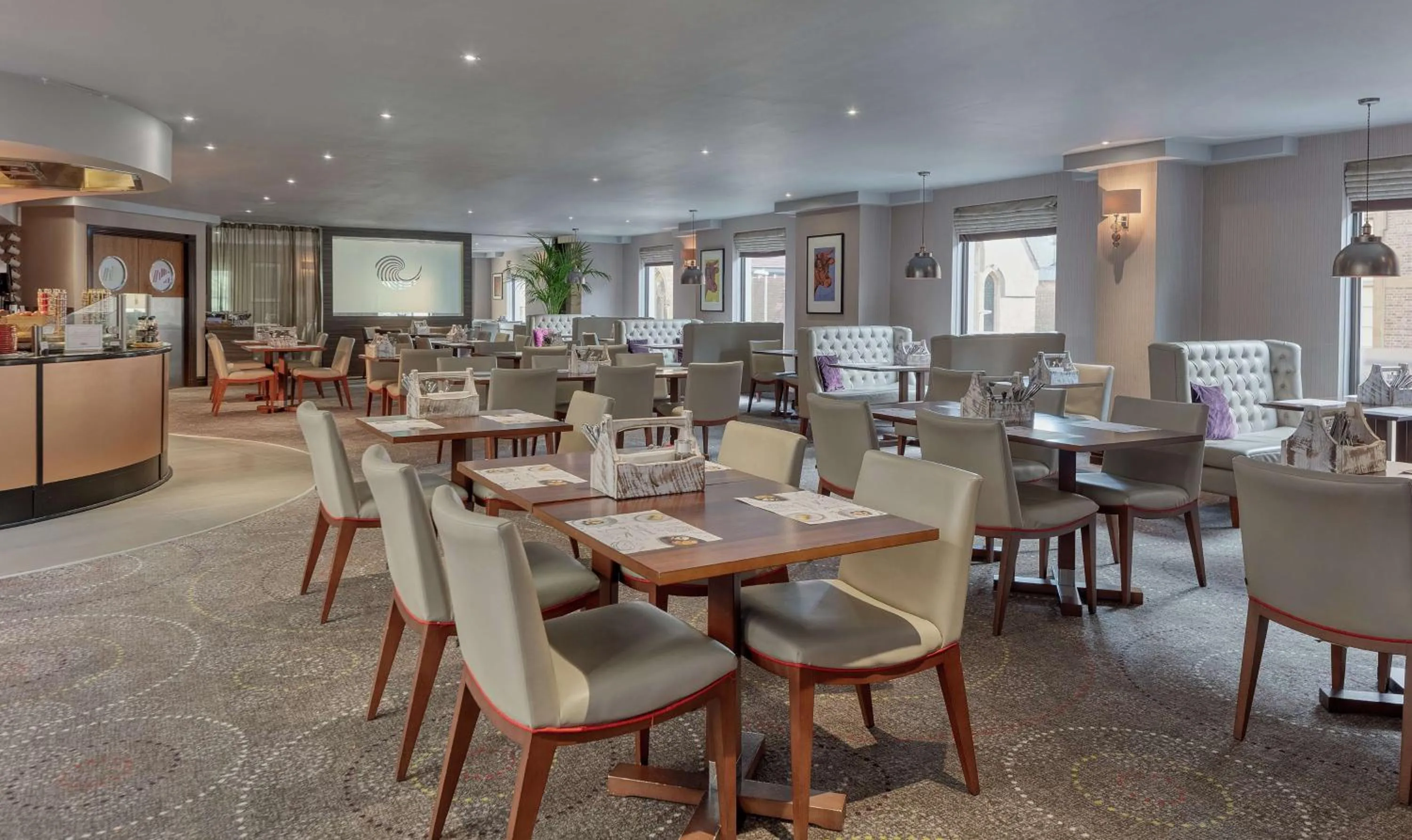 Restaurant/places to eat in Hilton Cambridge City Centre