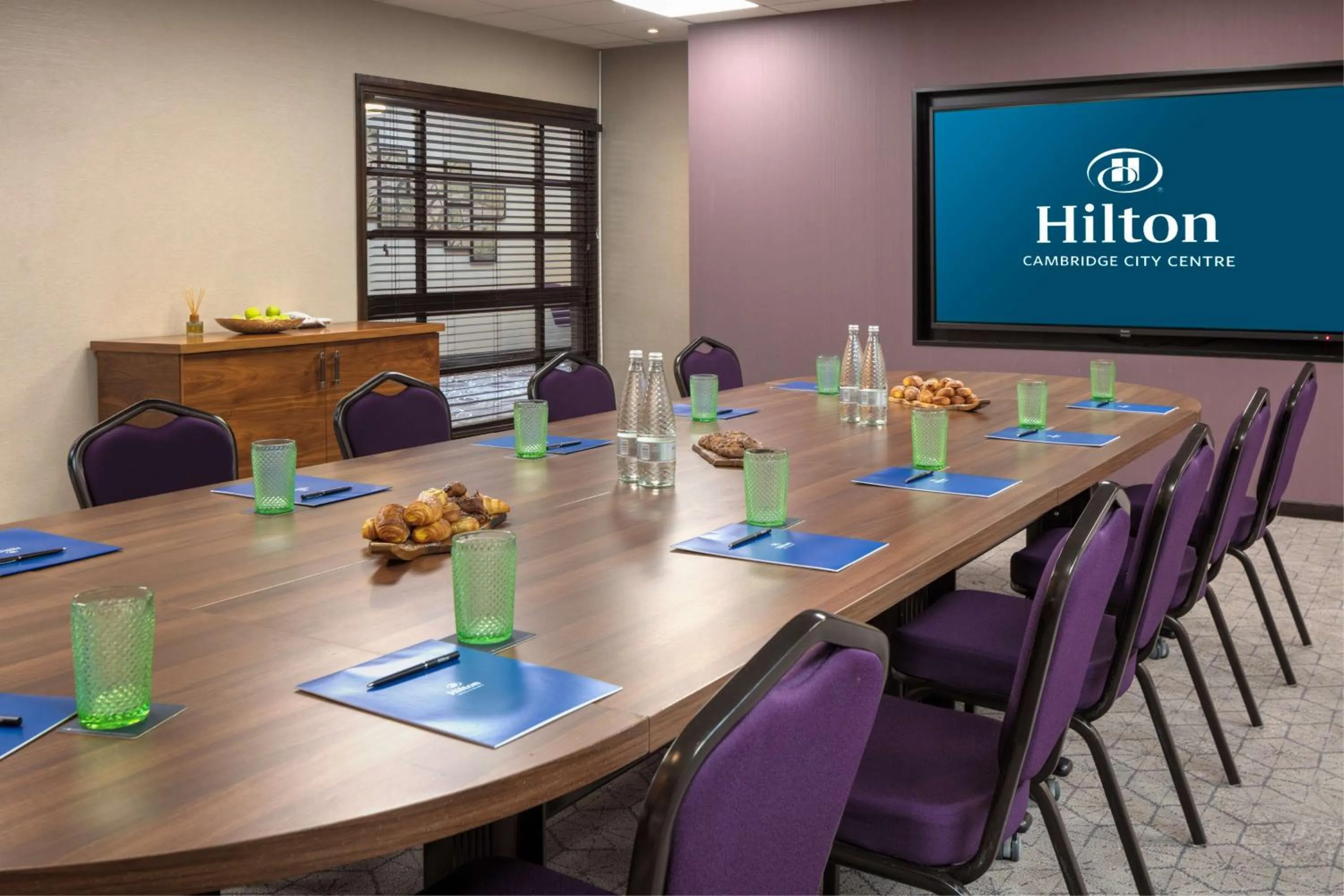 Meeting/conference room in Hilton Cambridge City Centre