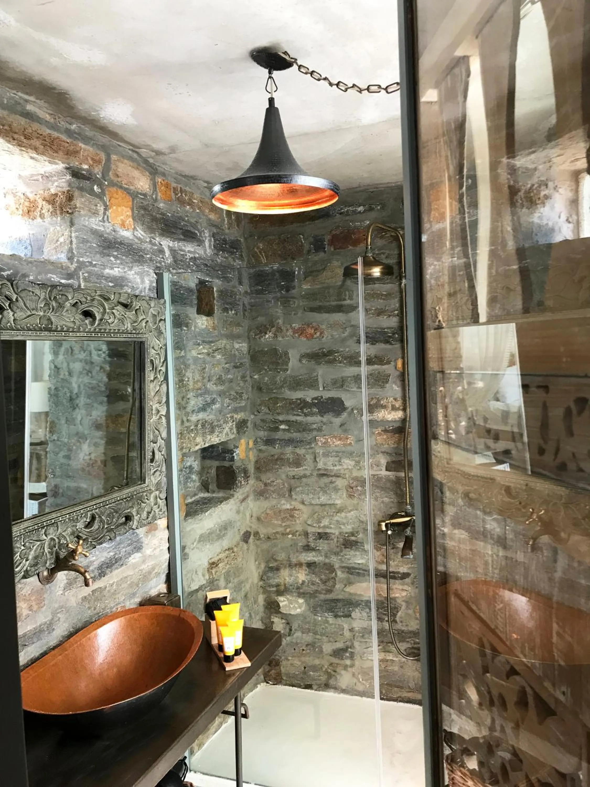 Shower in Aigis Suites Kea