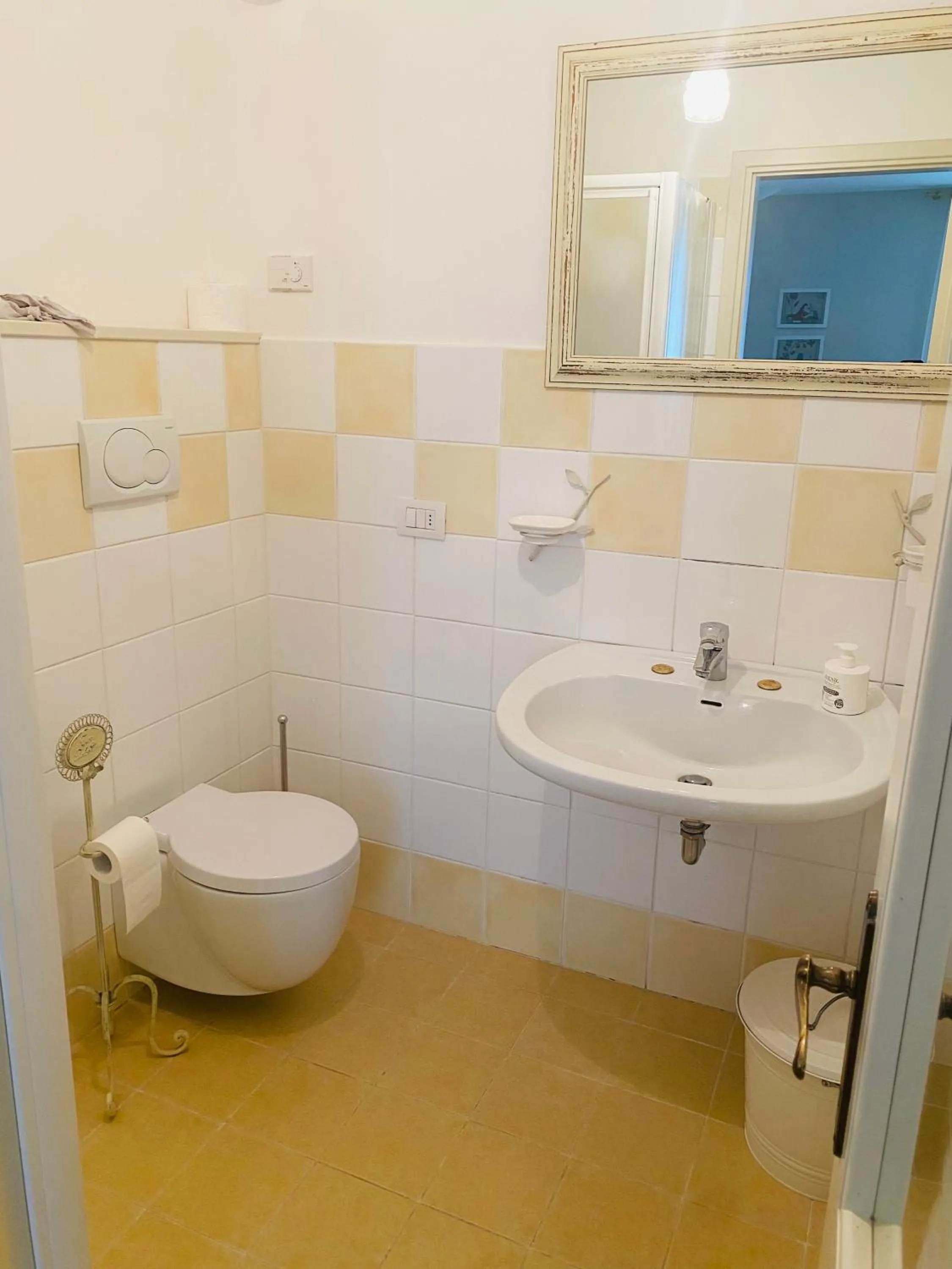 Bathroom in La Fabbrica Delle Idee