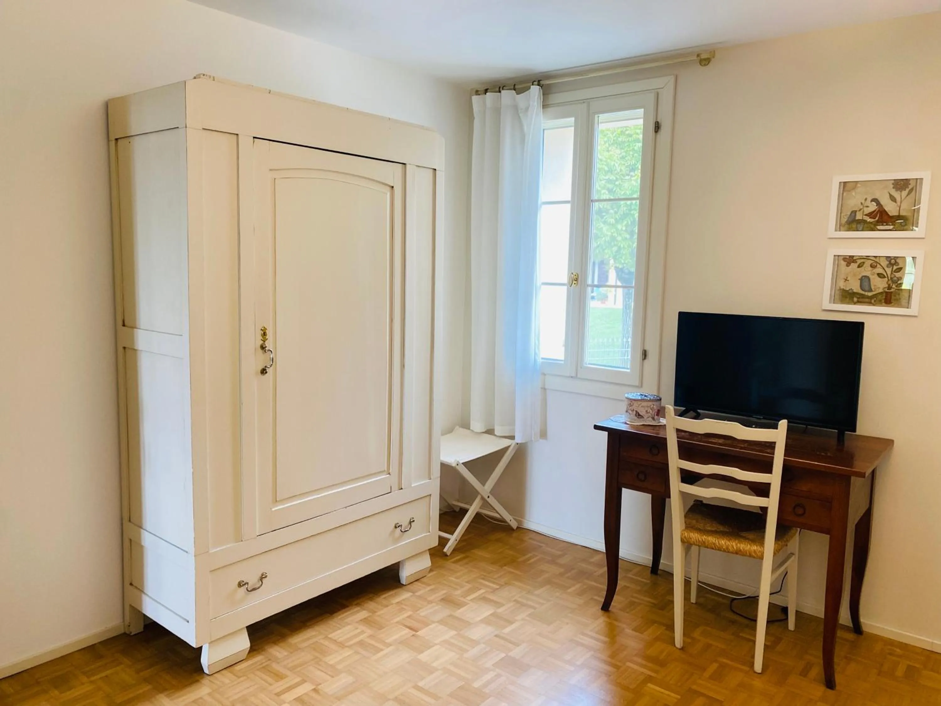 hair dresser in La Fabbrica Delle Idee