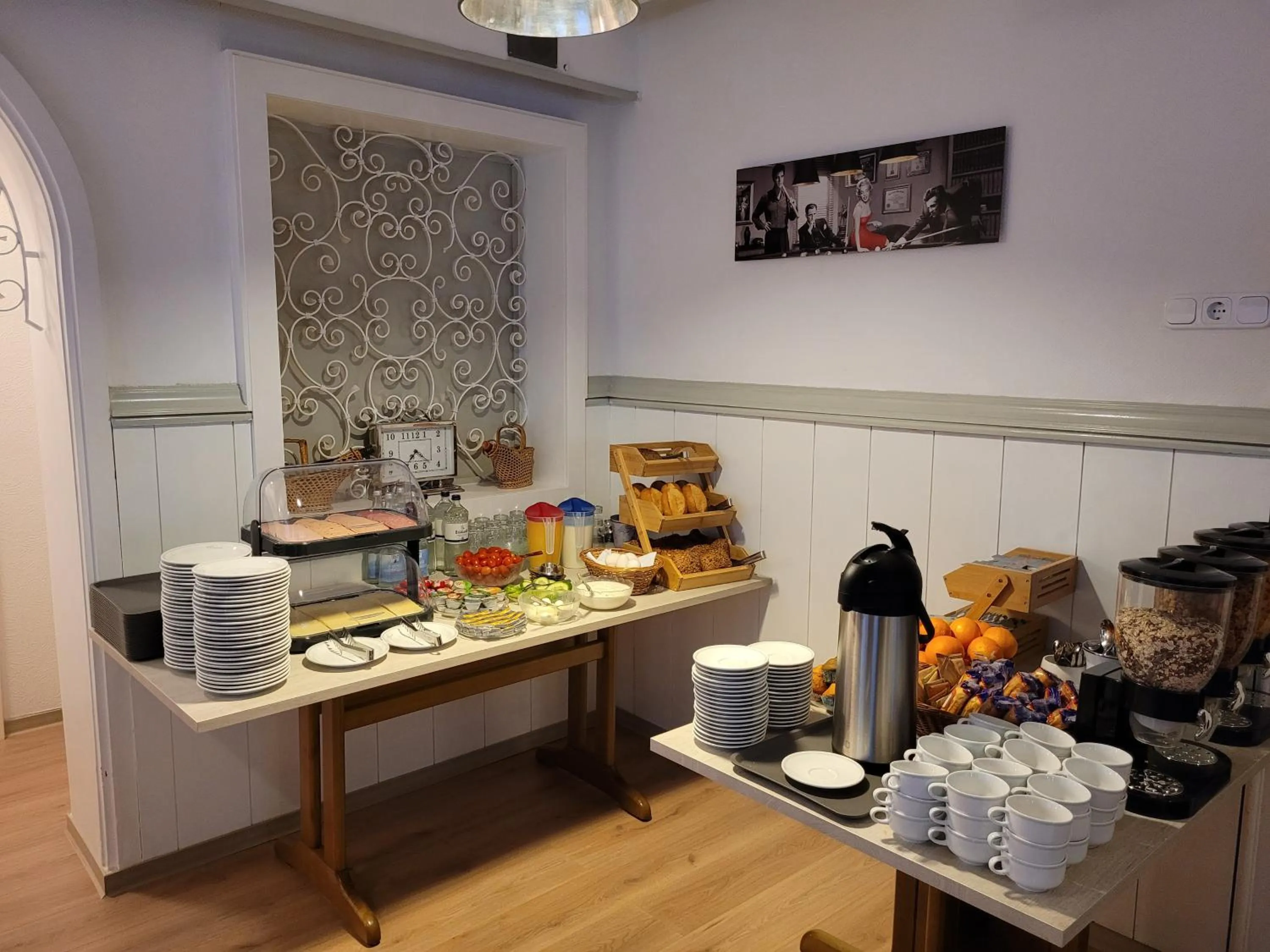 Breakfast in Hotel MoinMoin