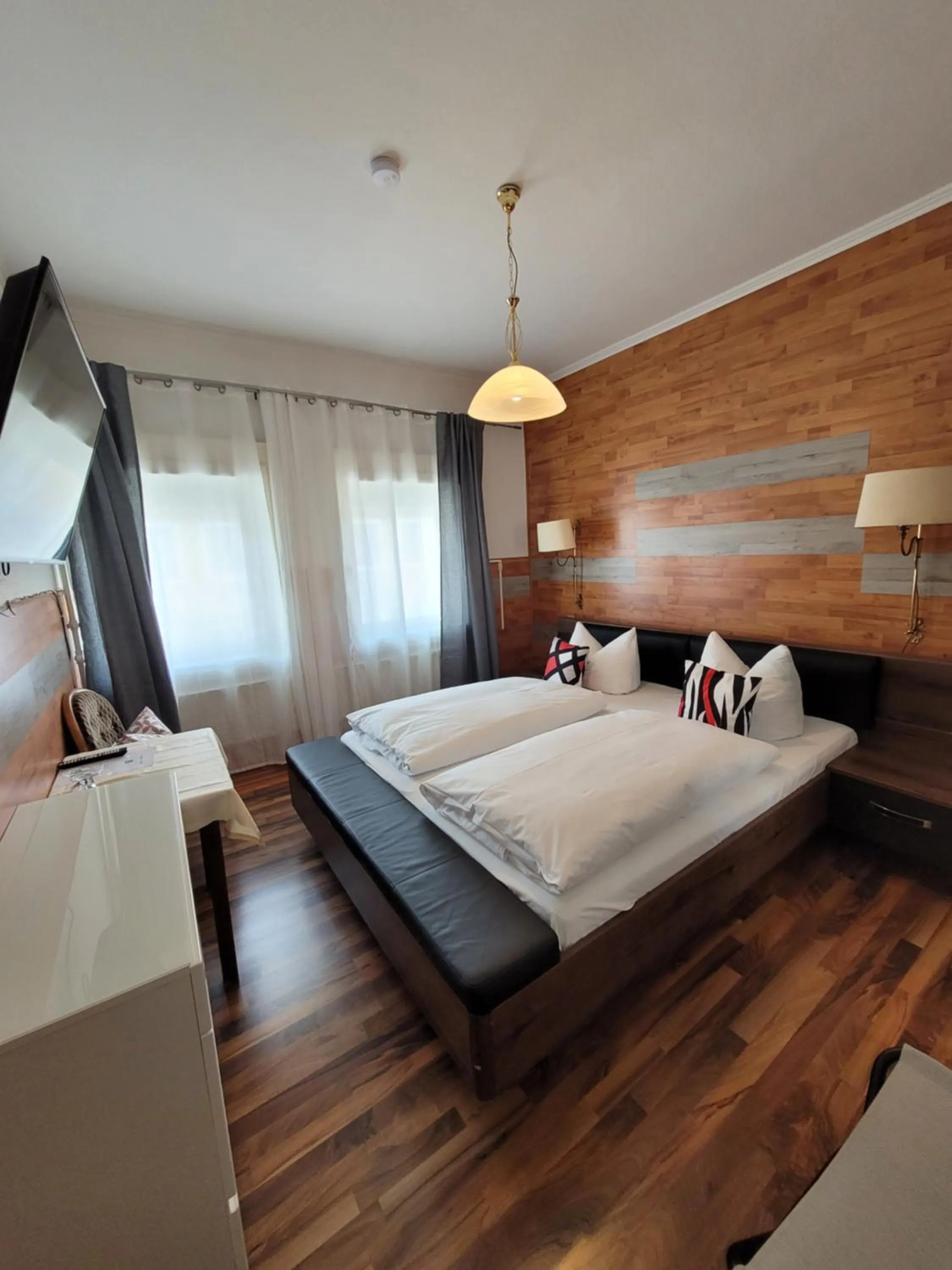 Bed in Hotel MoinMoin