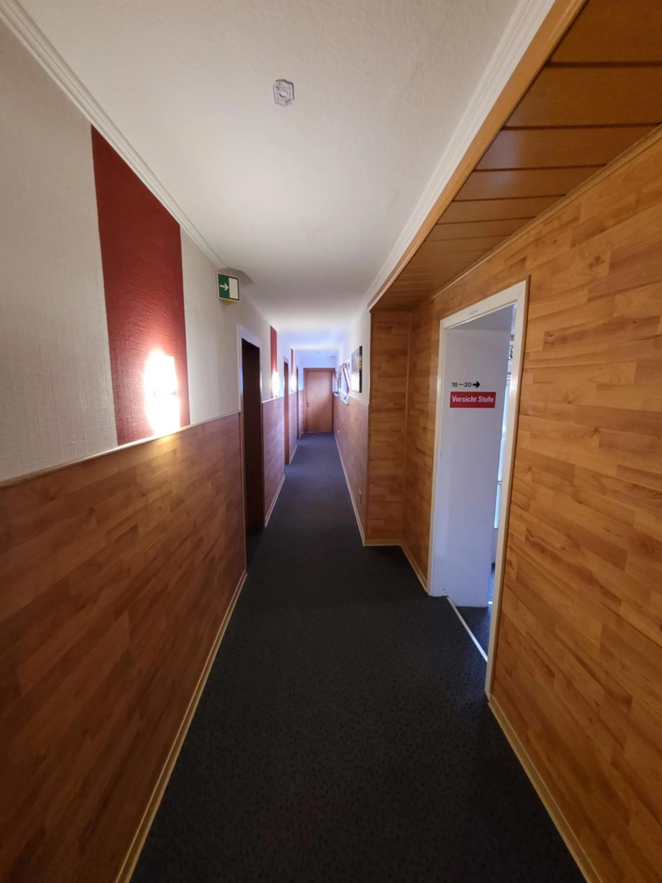 Property building in Hotel MoinMoin