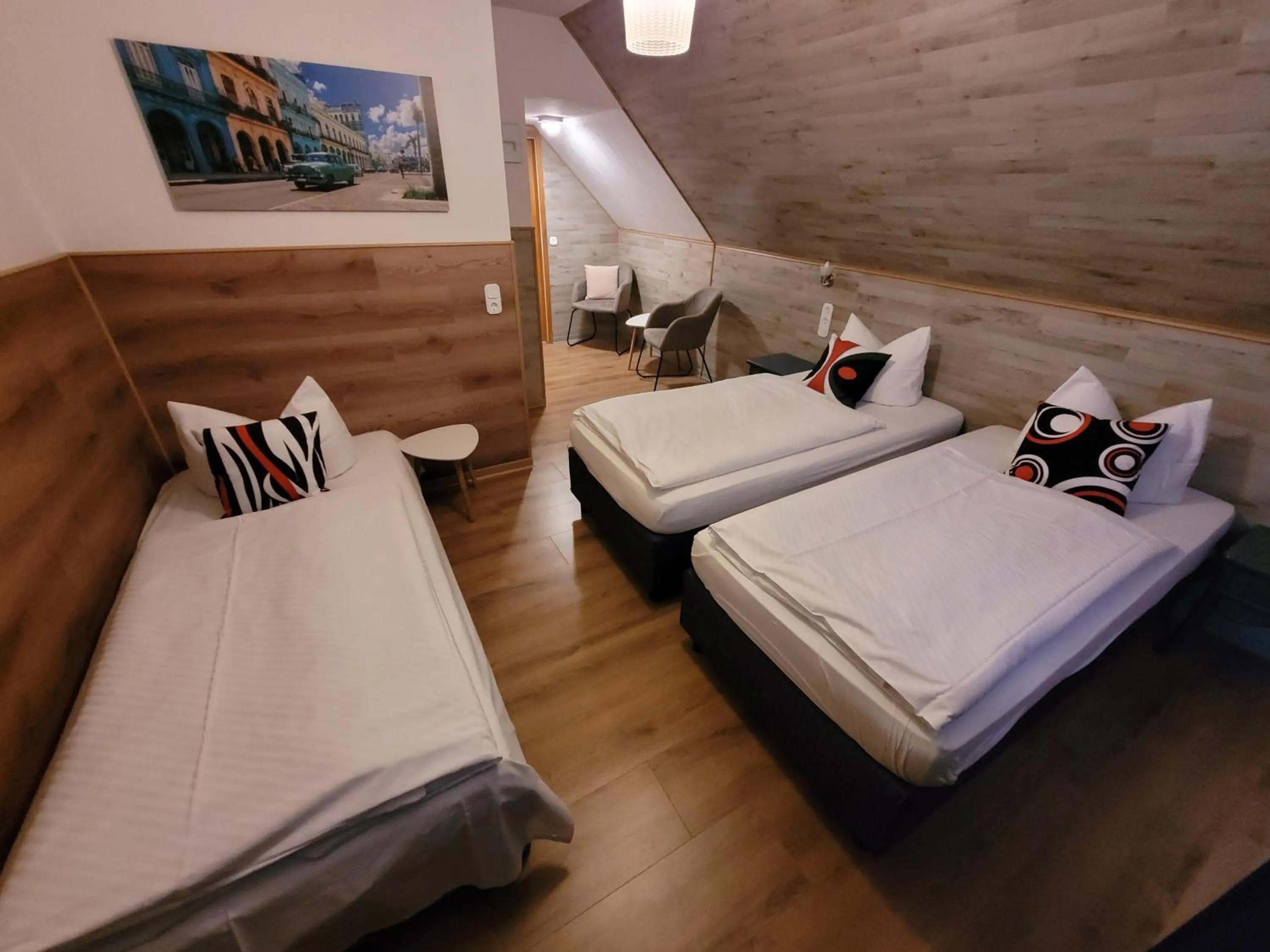 Bed in Hotel MoinMoin