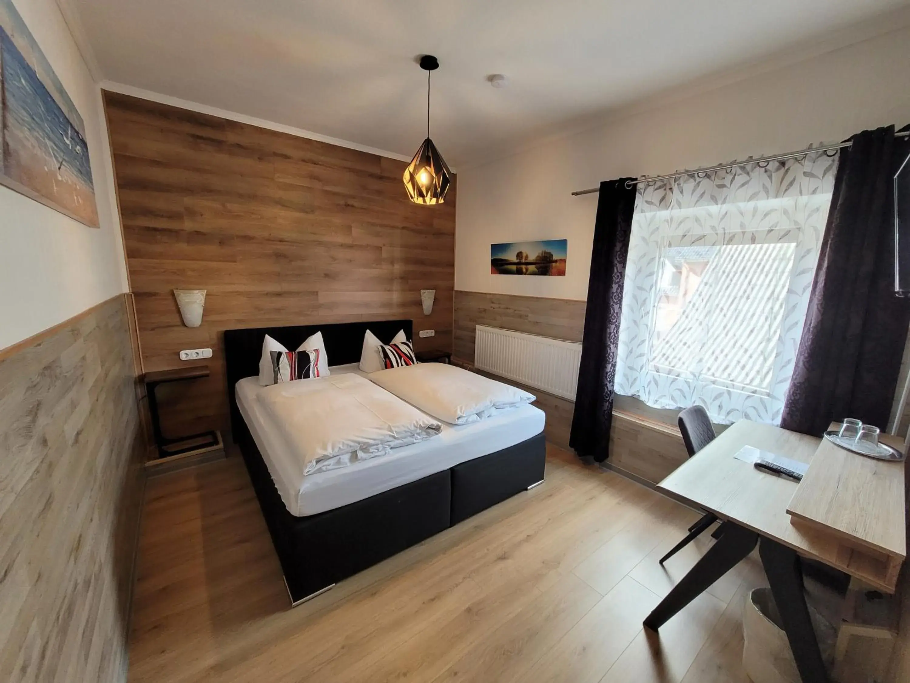 Budget Double Room - single occupancy in Hotel MoinMoin Budget Double Room - single occupancy in Hotel MoinMoin