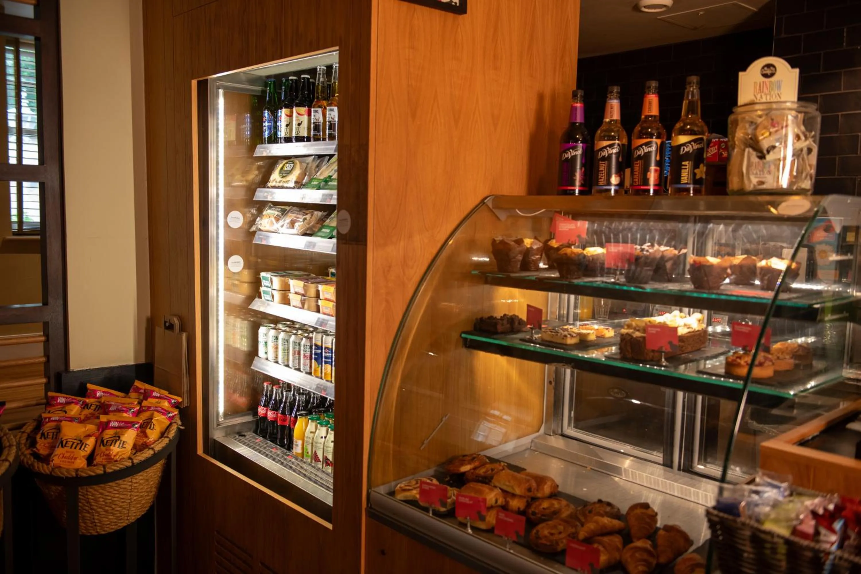 Restaurant/places to eat in Lodge at Bristol