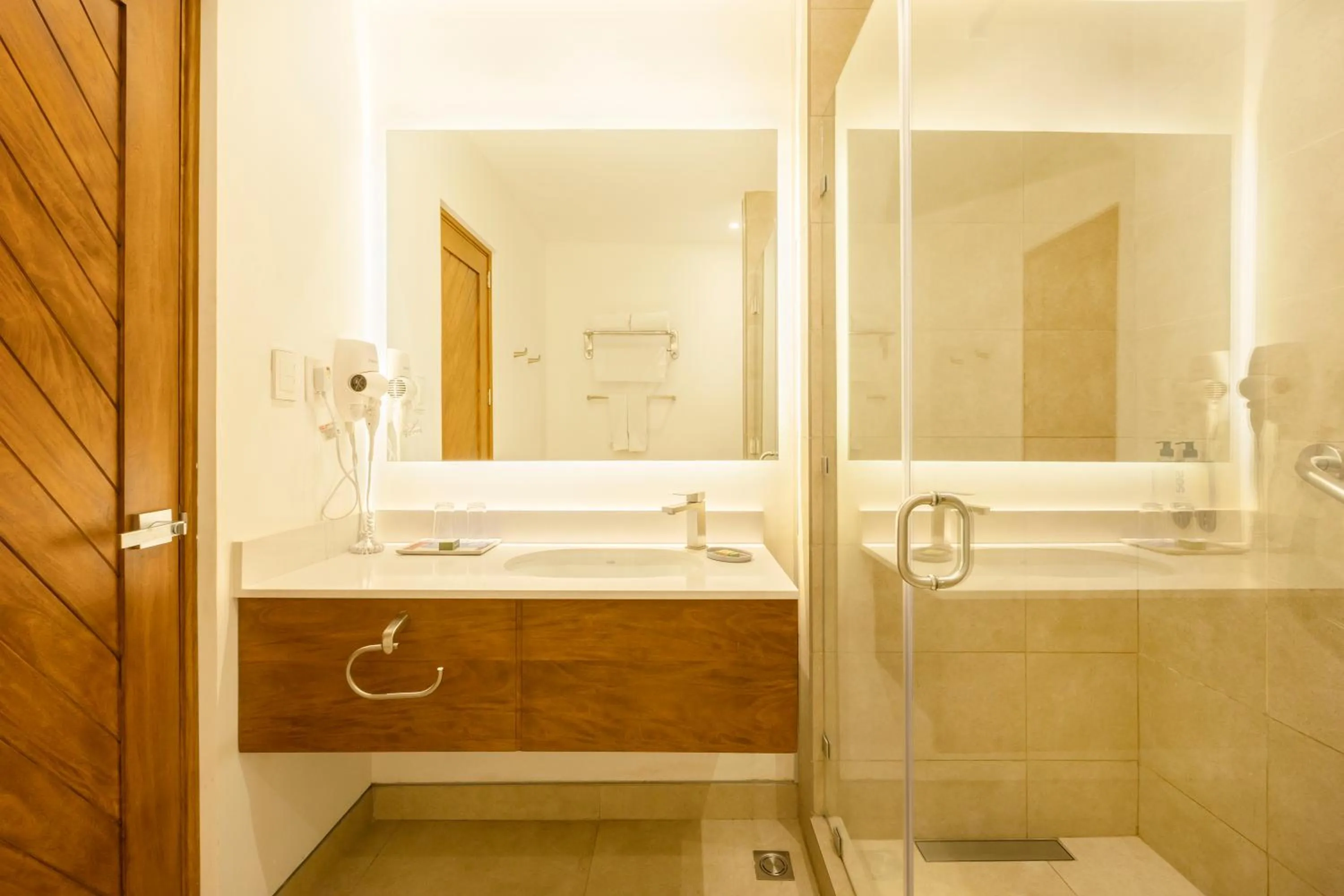 Bathroom in Porta Hotel del Lago