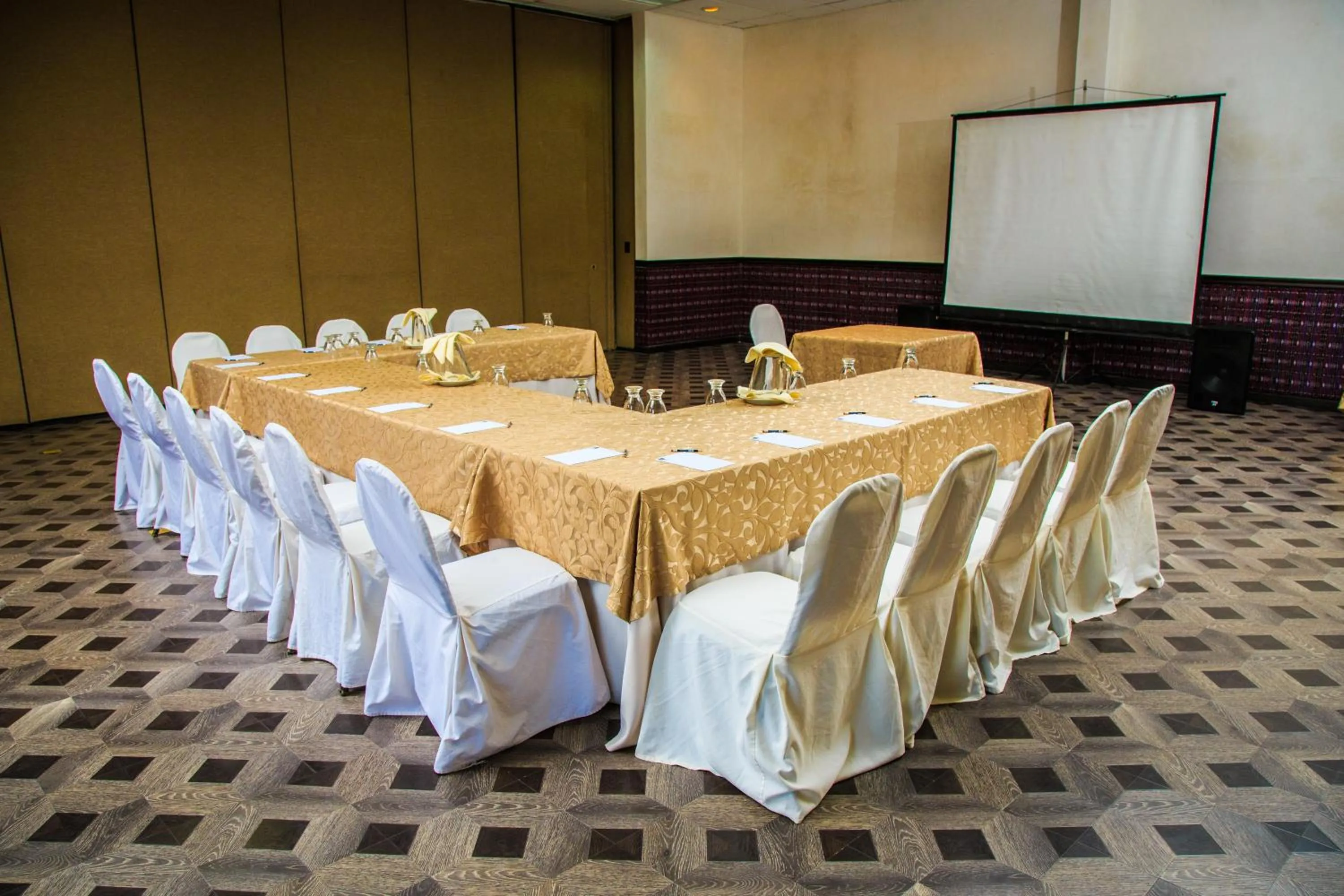 Banquet/Function facilities in Porta Hotel del Lago
