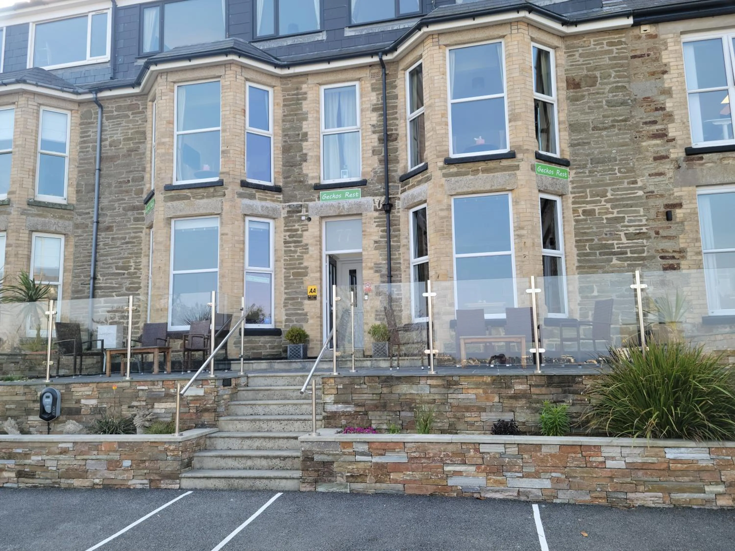 Property building in Geckos Rest