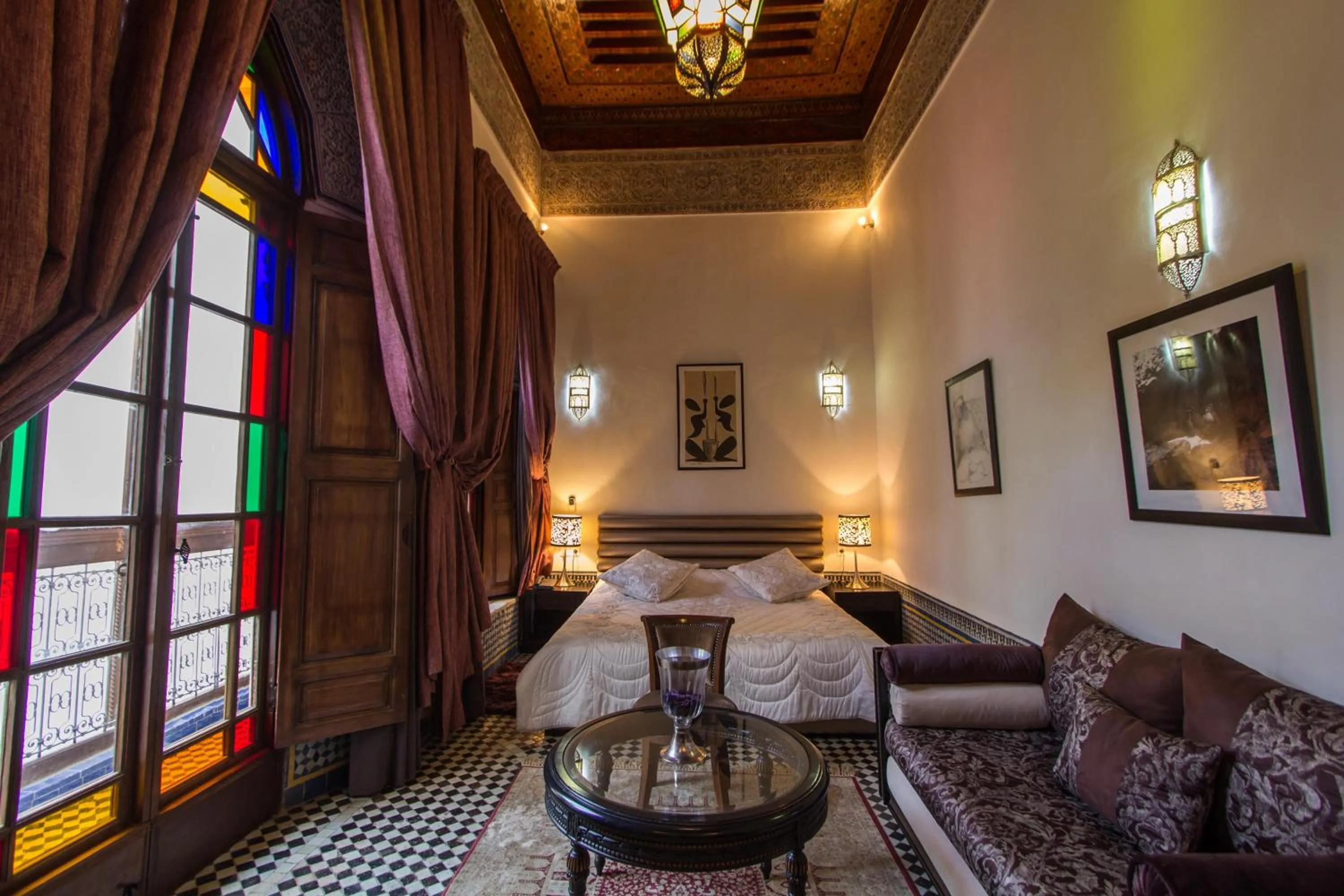 Photo of the whole room, Bed in Riad Les Remparts De Fès