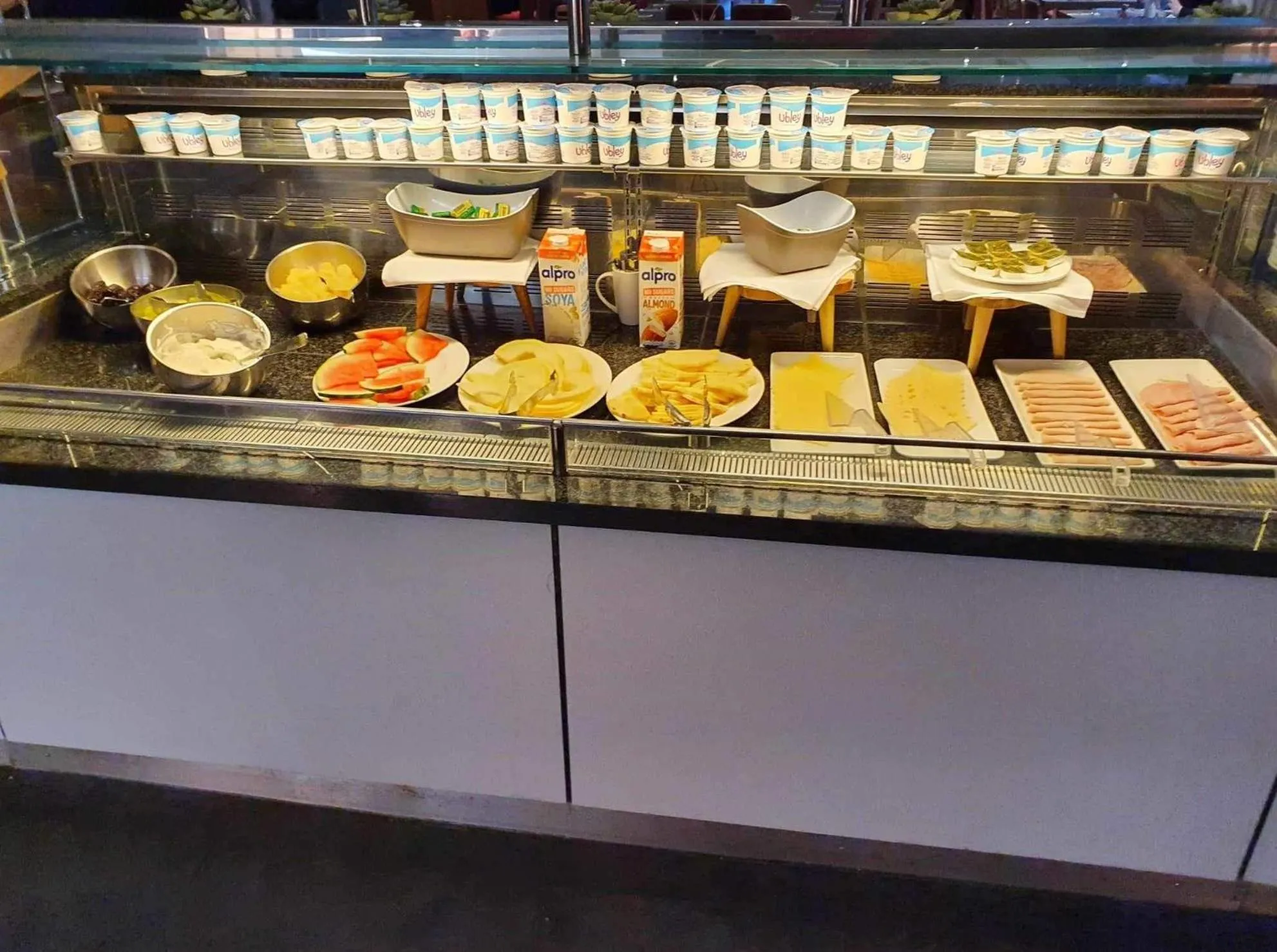 Breakfast in Hilton Garden Inn Luton North