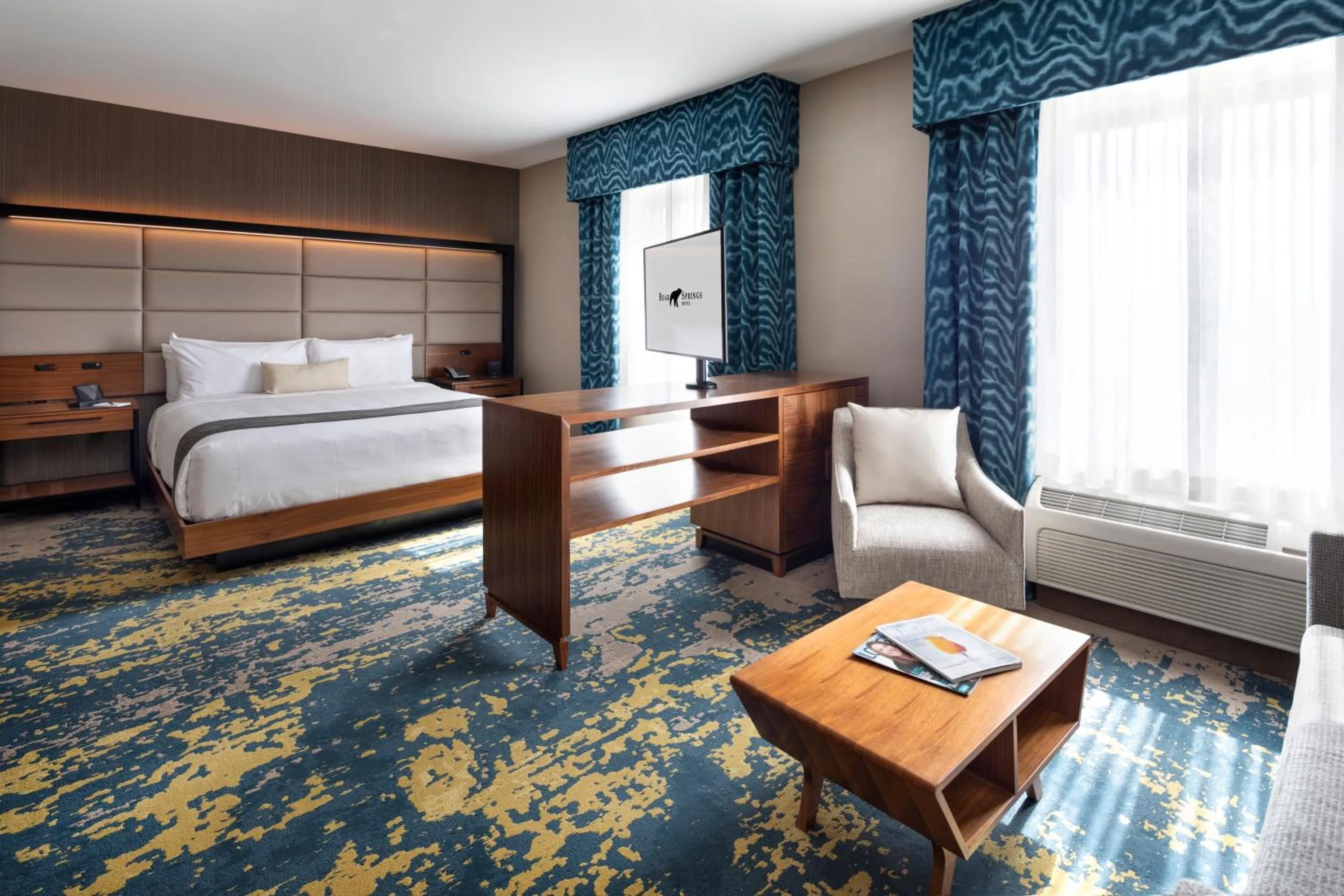 Bed in Bear Springs Hotel