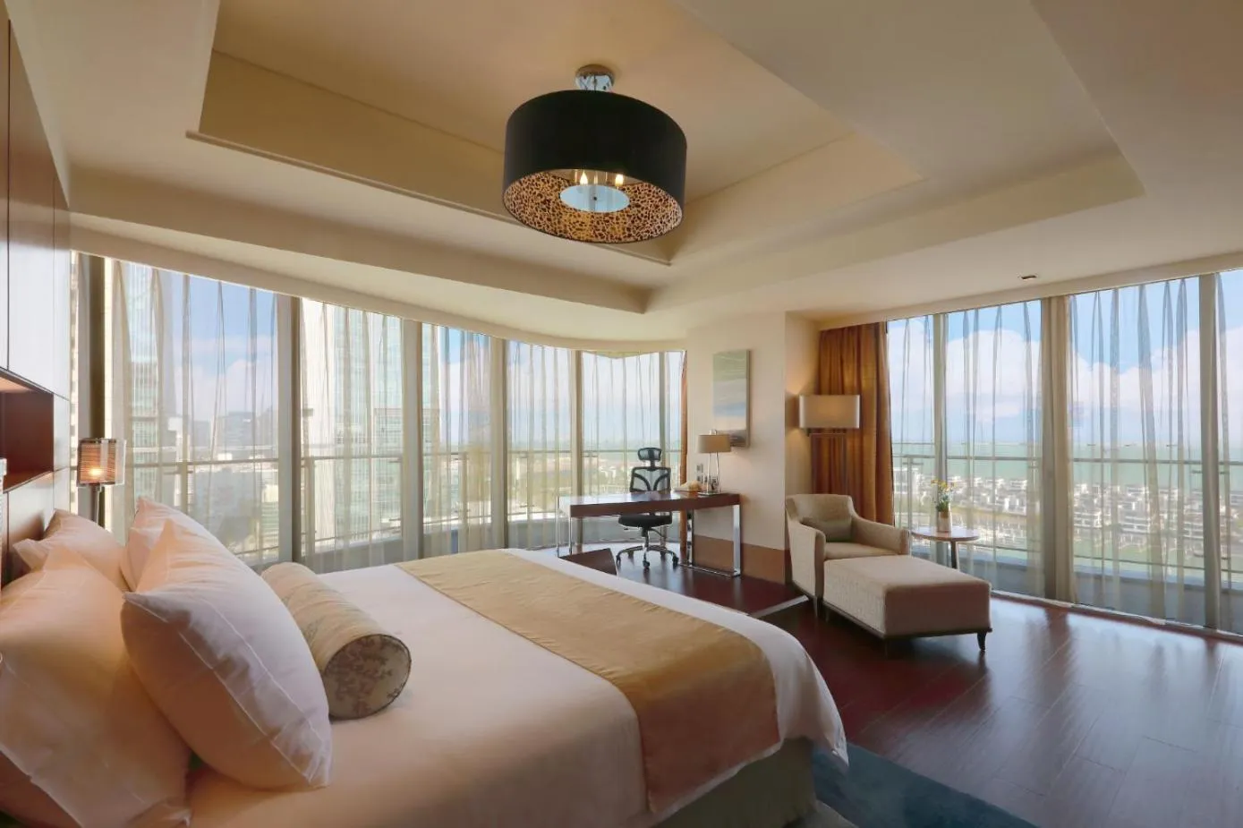 Bedroom, Bed in Xiamen International Conference Center Hotel Prime Seaview Hotel