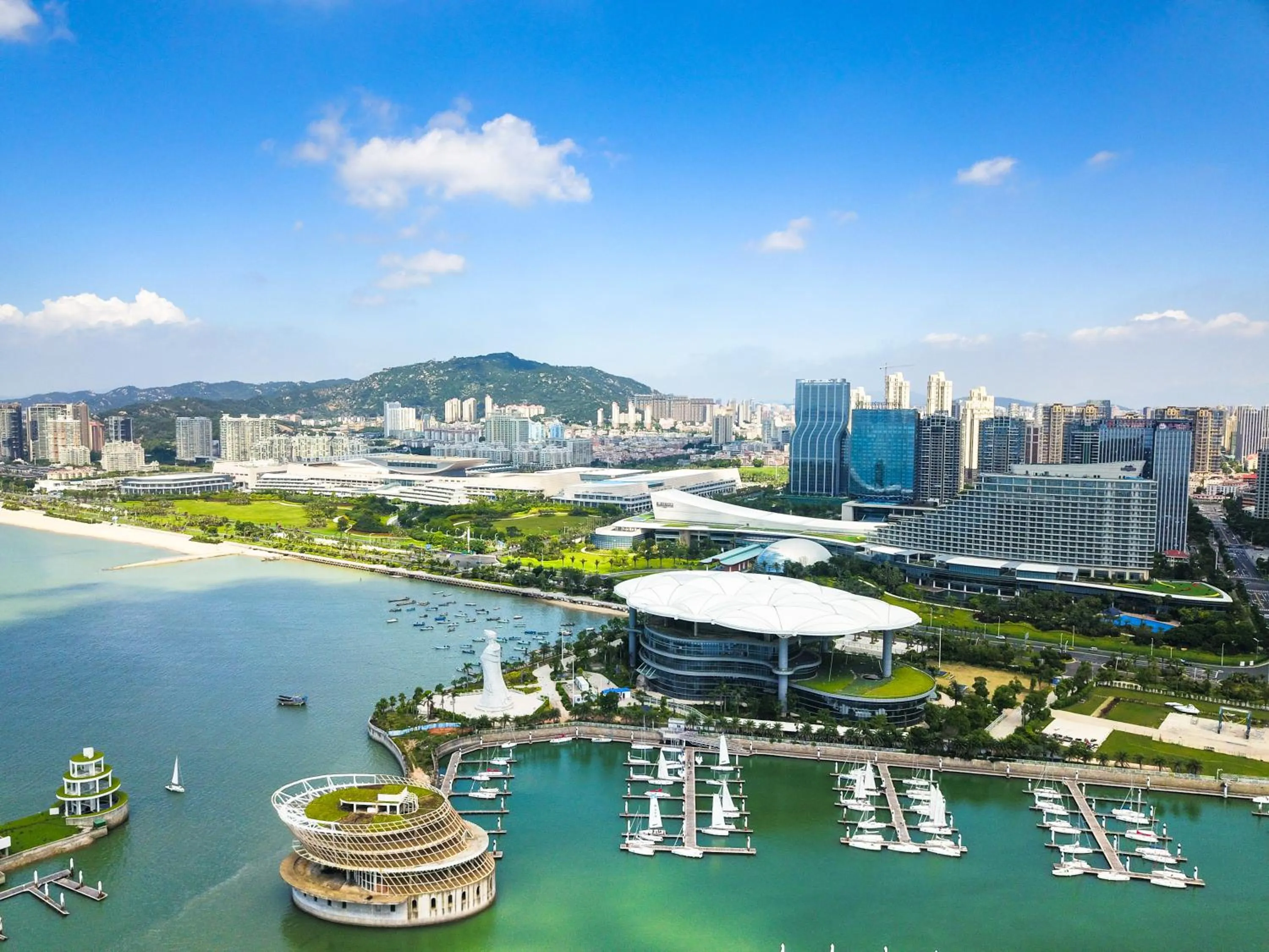 Property building in Xiamen International Conference Center Hotel Prime Seaview Hotel