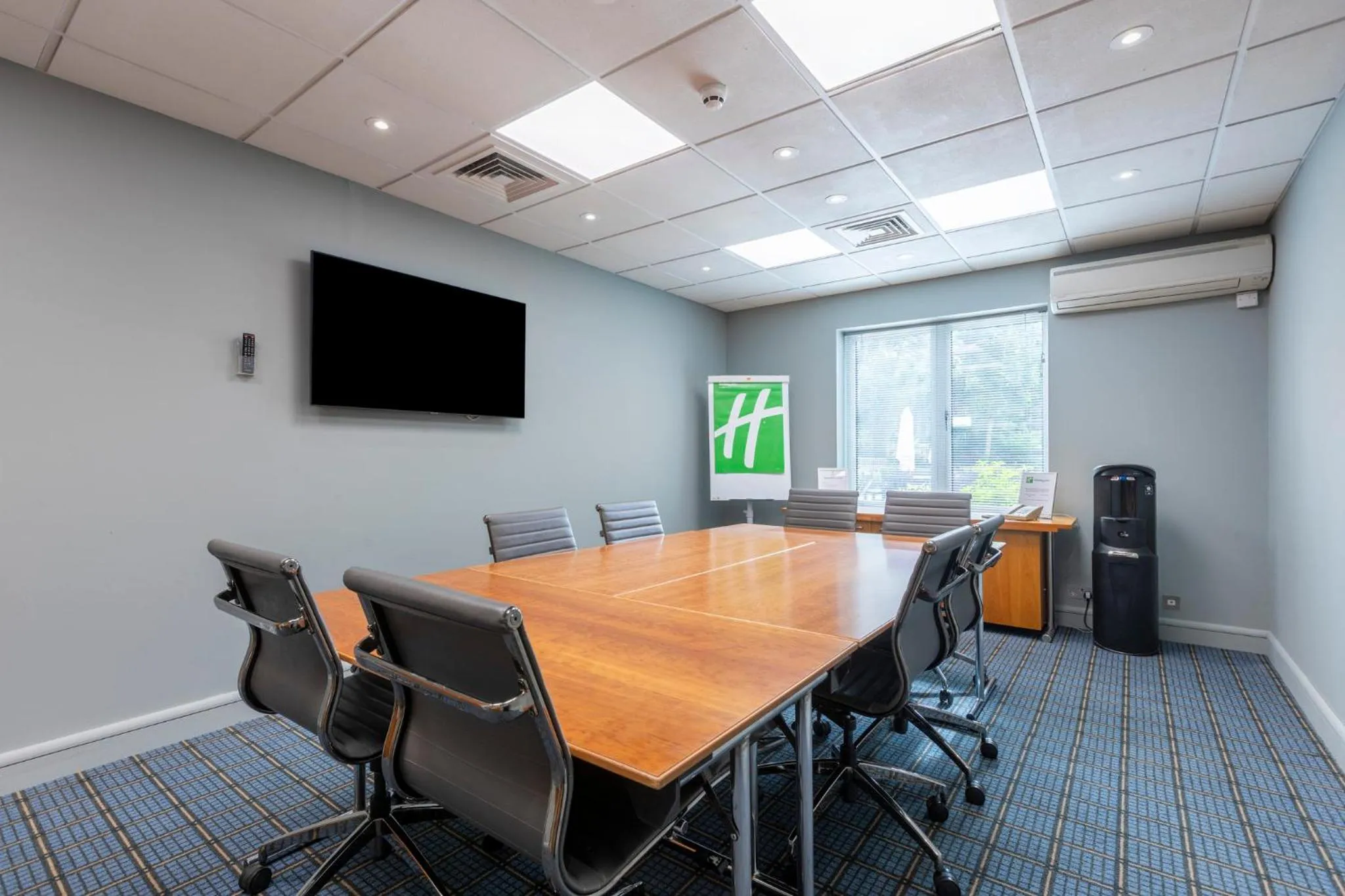 Meeting/conference room in Holiday Inn Oxford by IHG