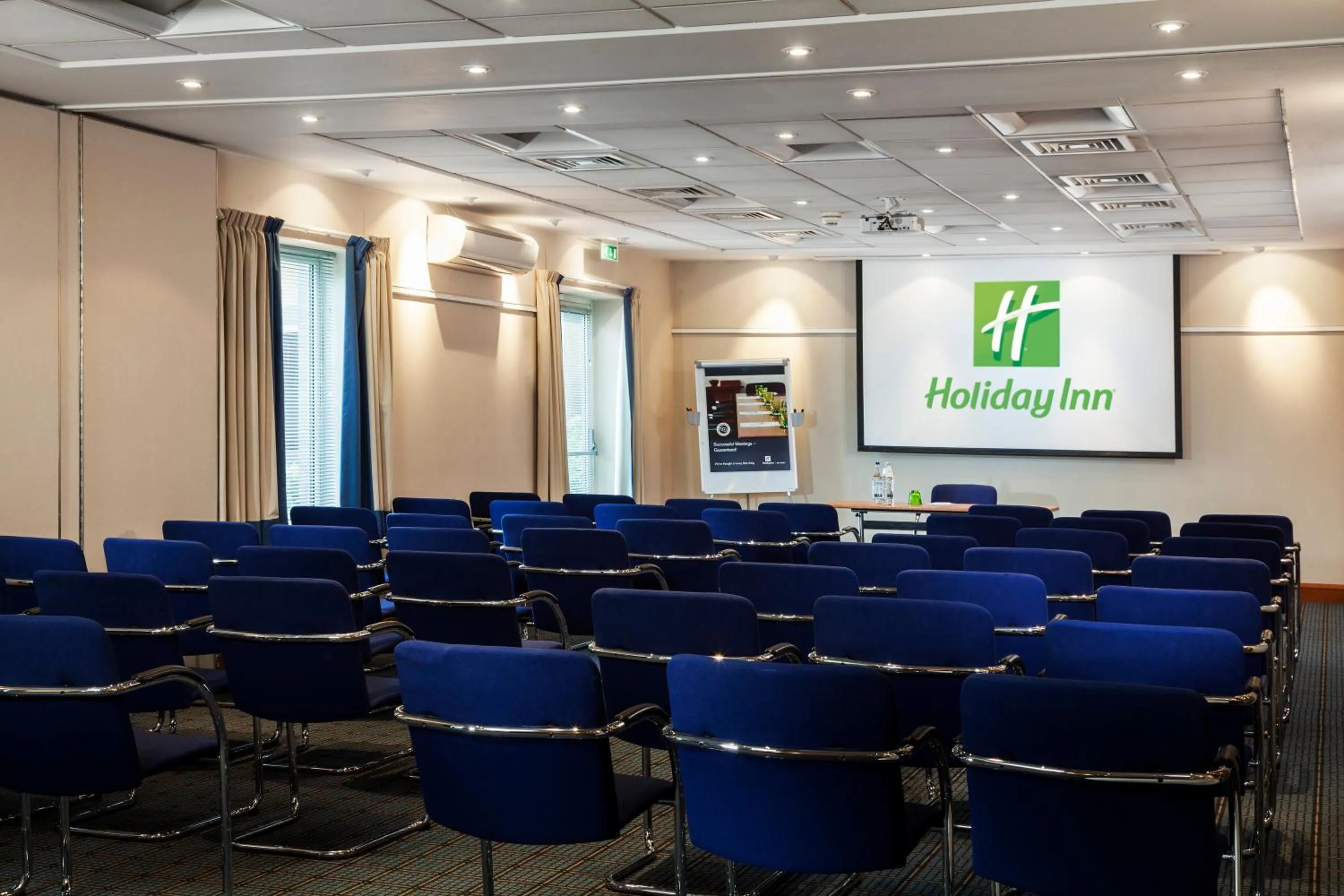 Meeting/conference room in Holiday Inn Oxford by IHG