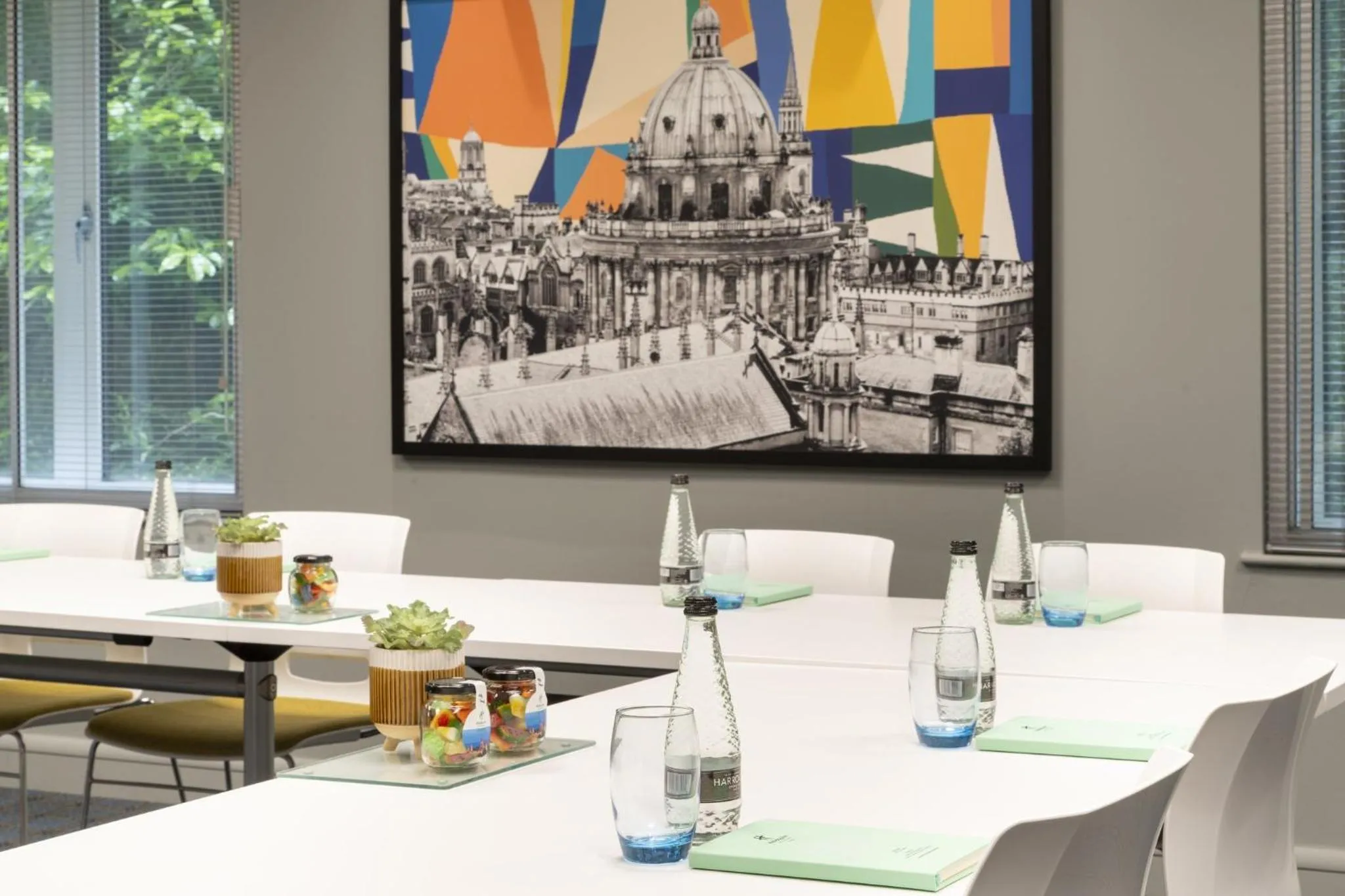 Meeting/conference room in Holiday Inn Oxford by IHG