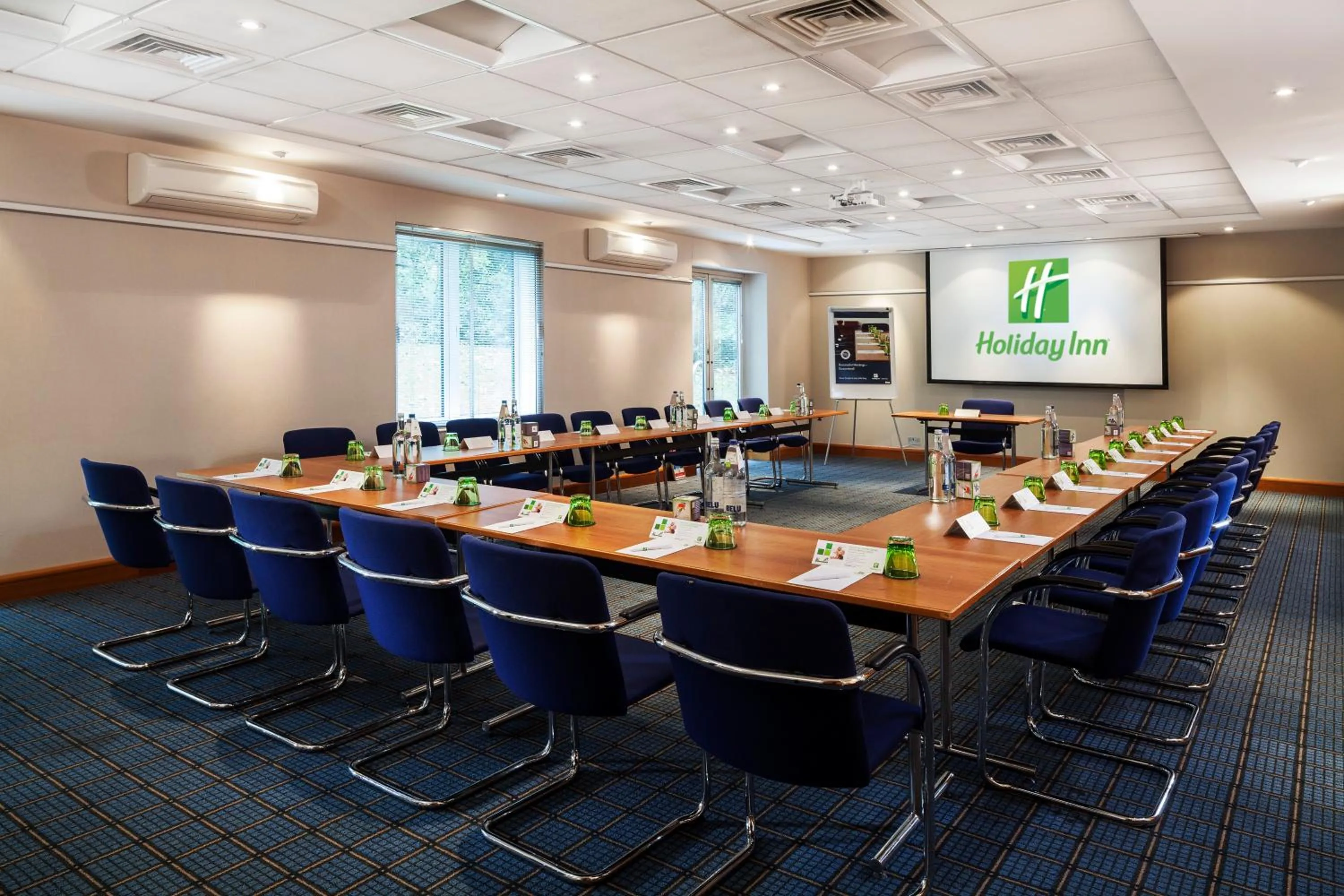 Meeting/conference room in Holiday Inn Oxford by IHG
