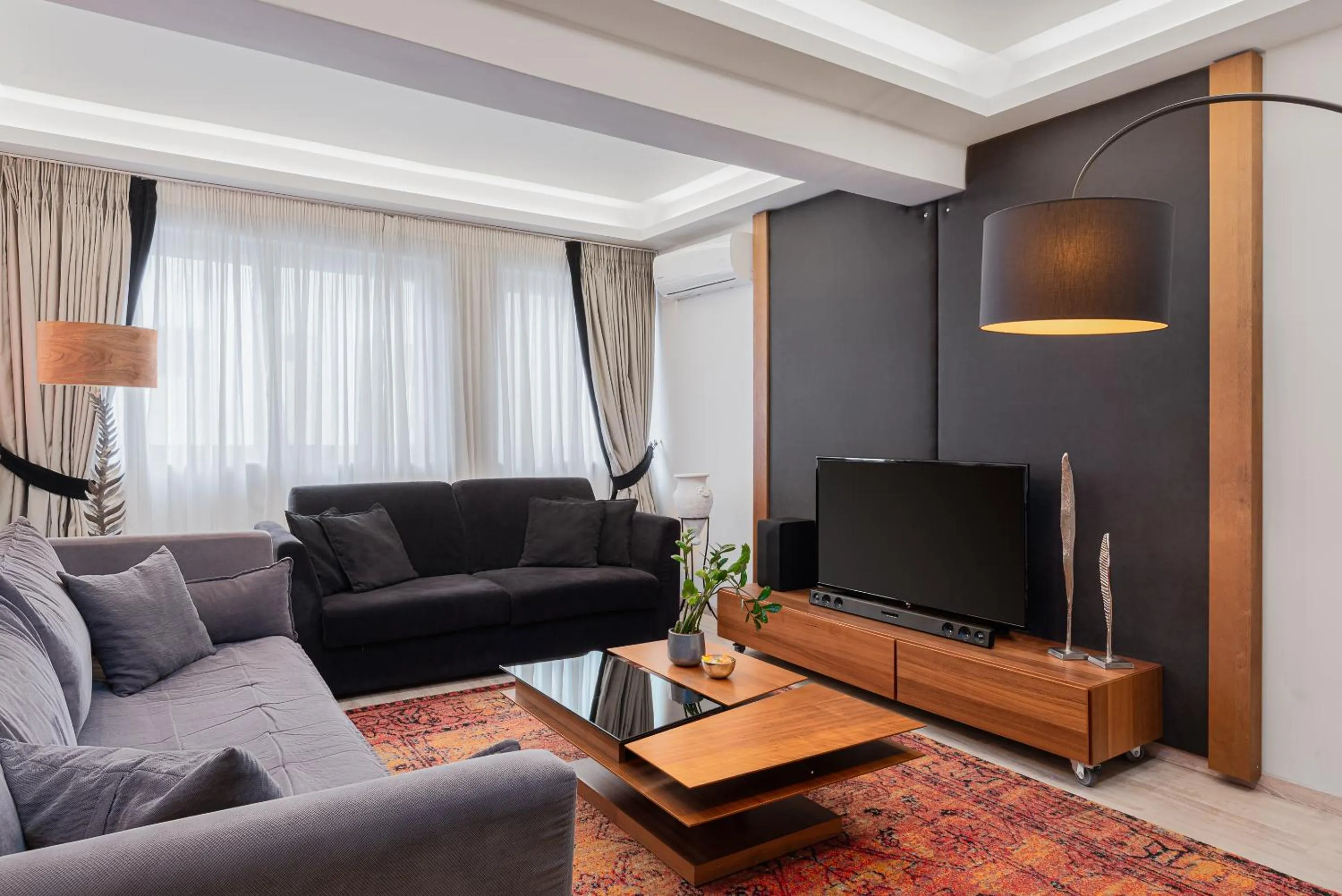 TV and multimedia in Acropolis Luxury Living