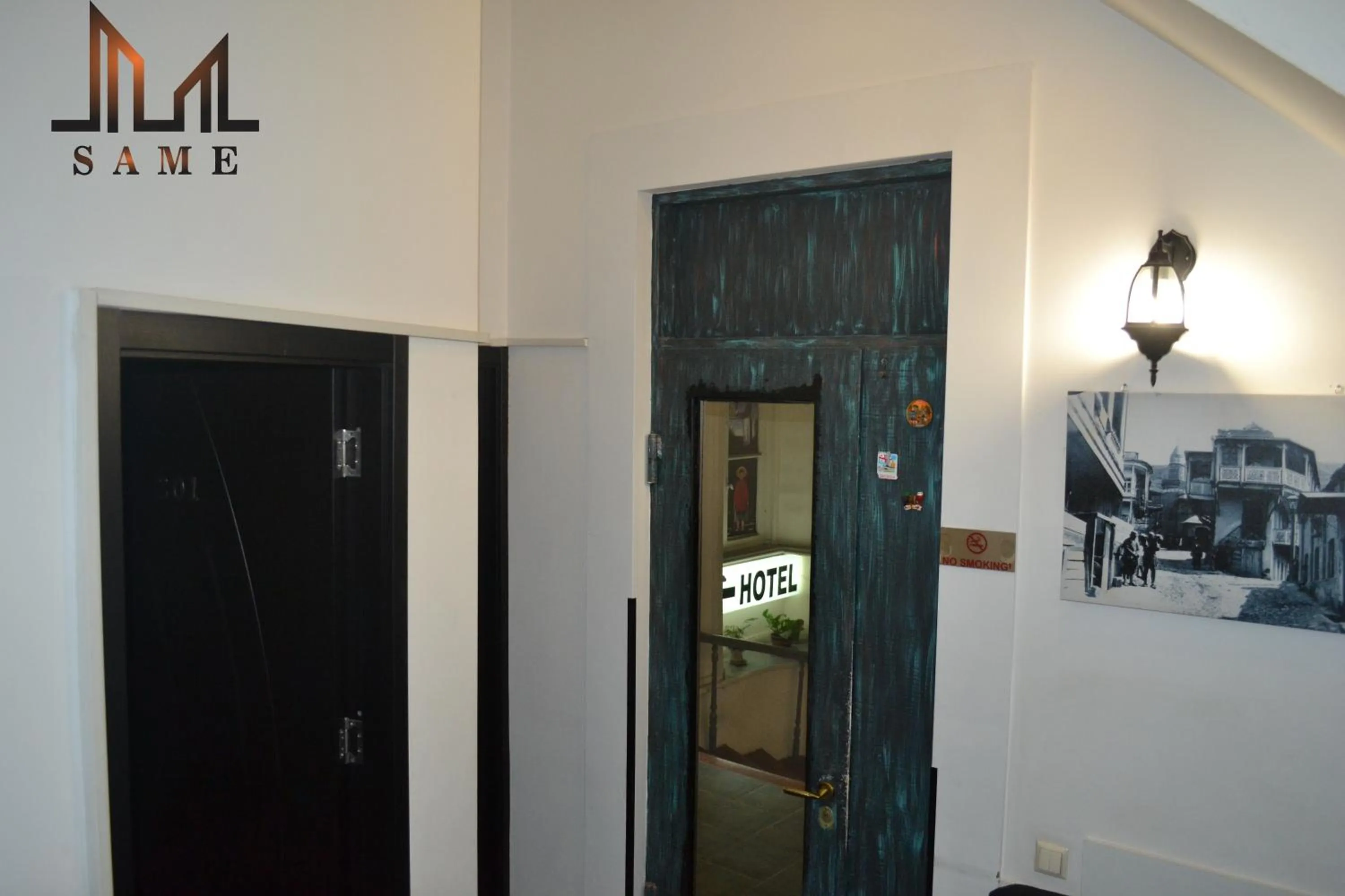 Facade/entrance in Hotel Rustaveli 36