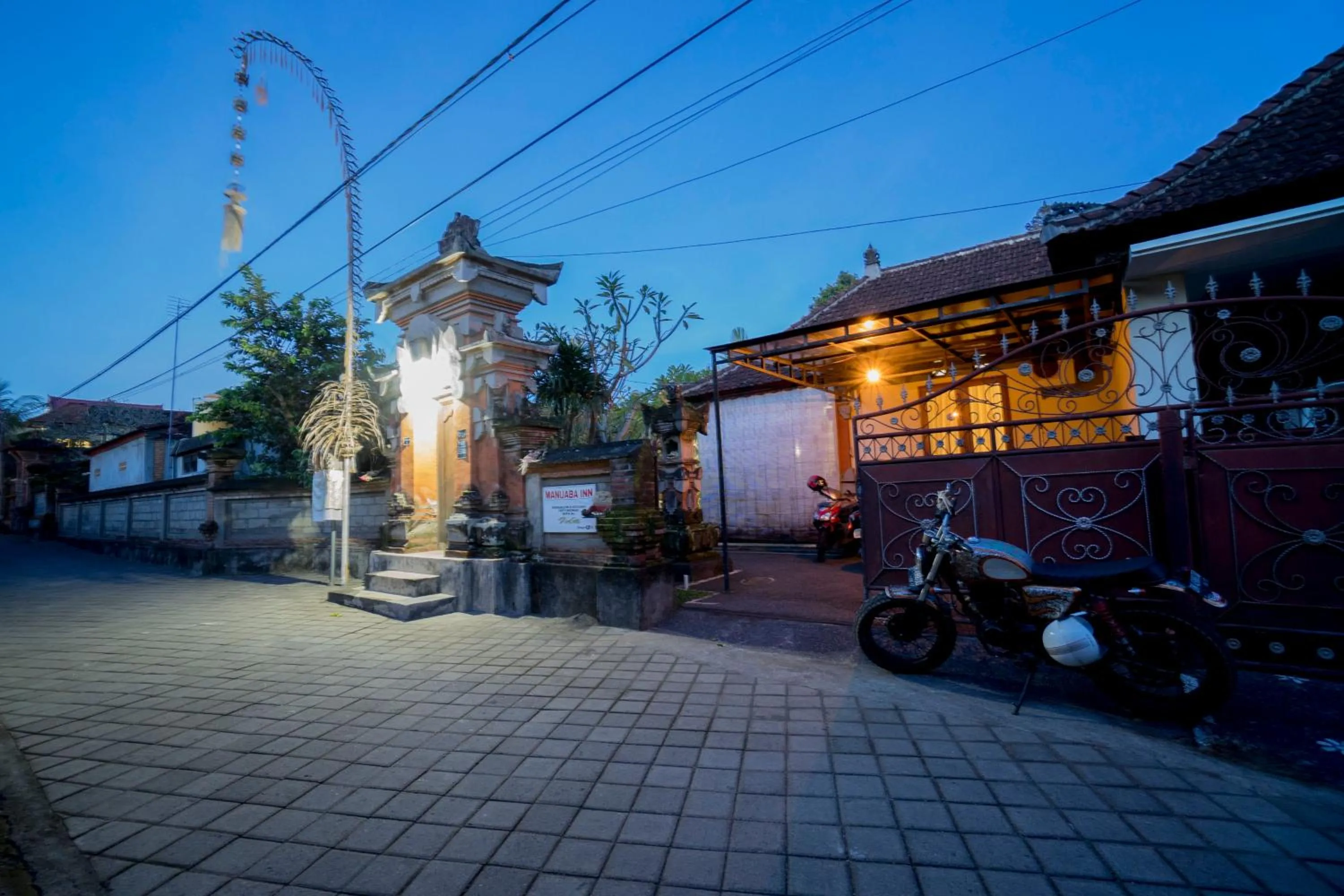 Facade/entrance in Manuaba Inn