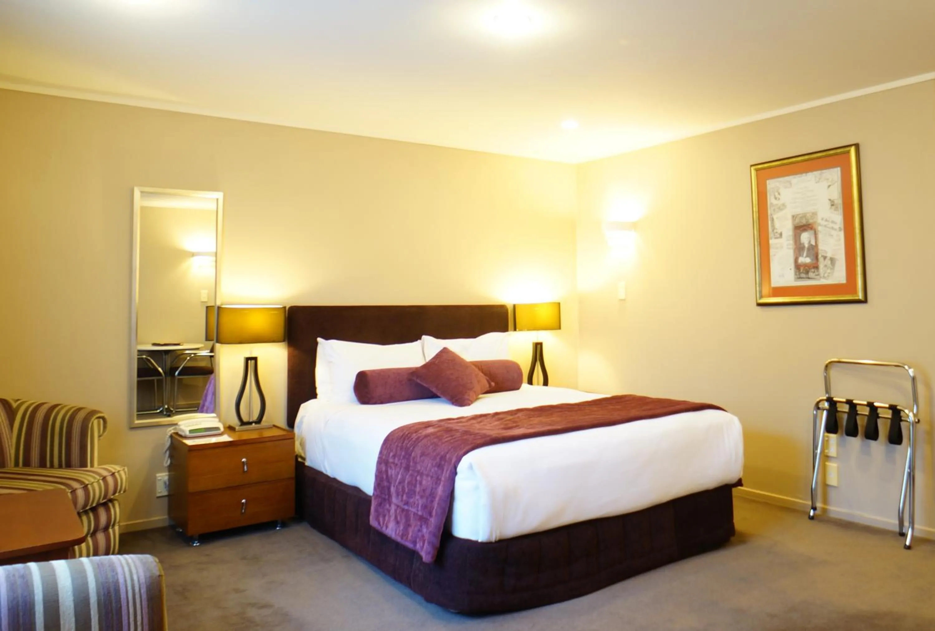 Bed in Cornwall Park Motor Inn