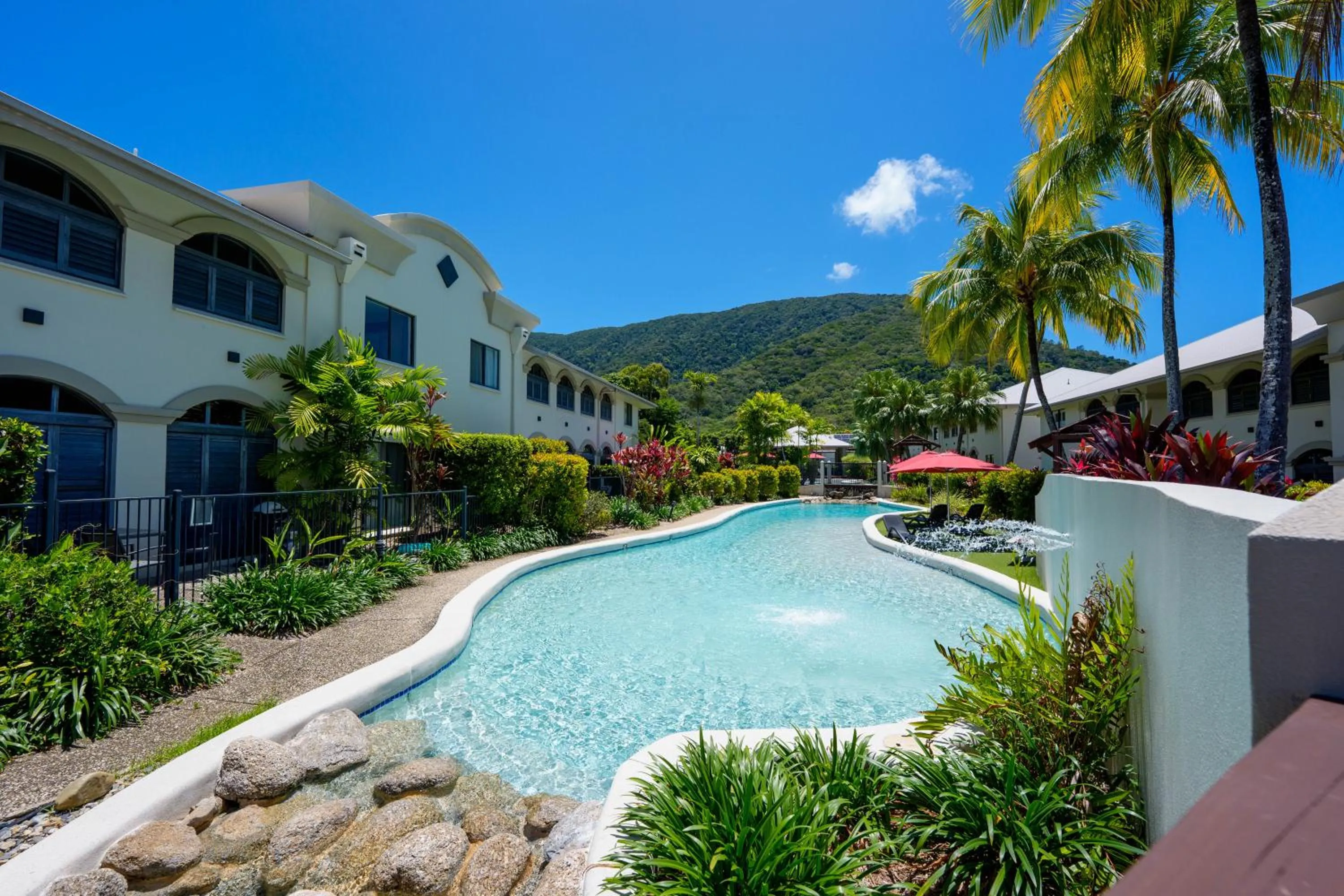 Swimming pool in Mango Lagoon Resort & Wellness Spa