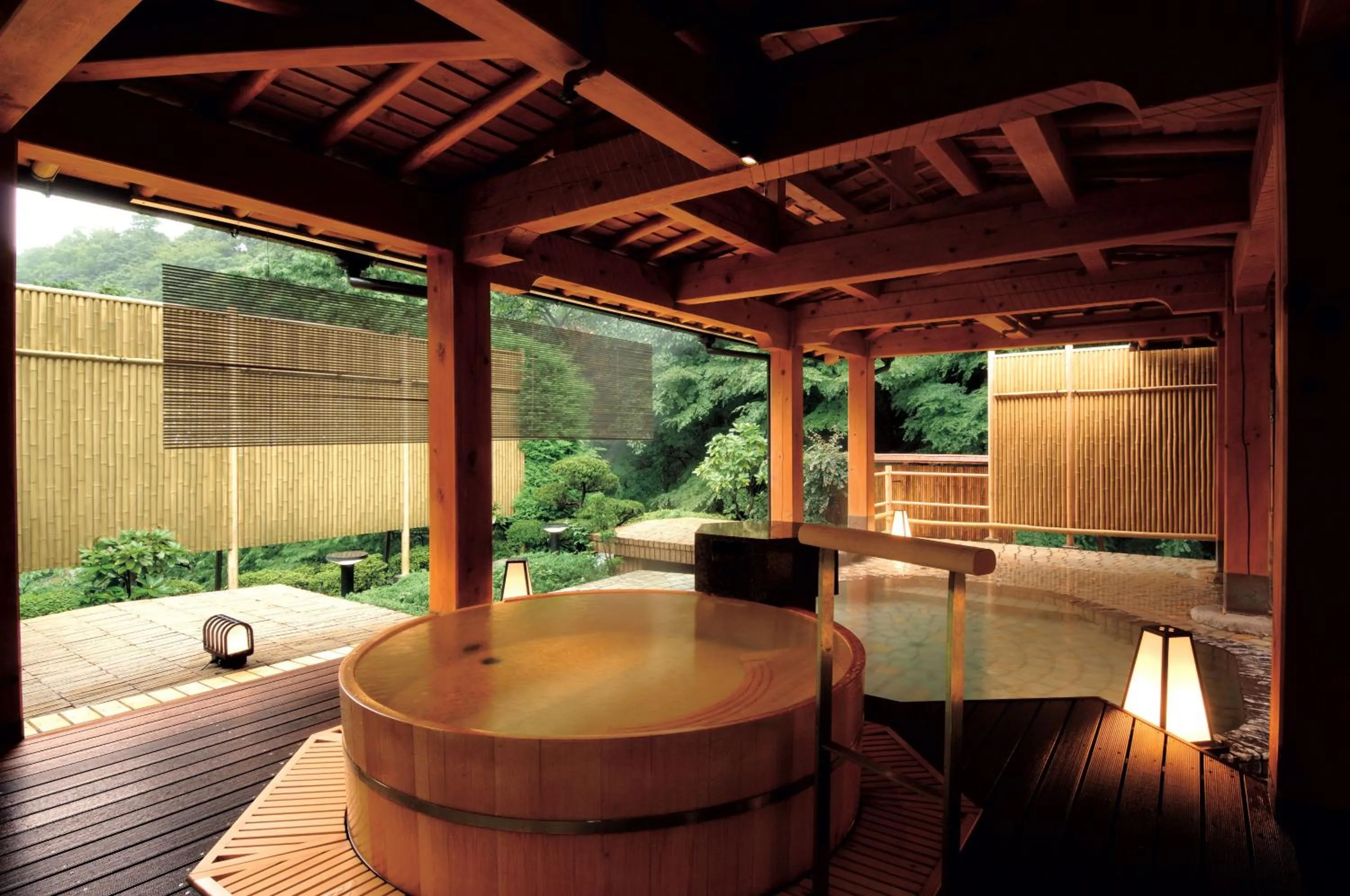 Hot Spring Bath in Hotel Nanpuso