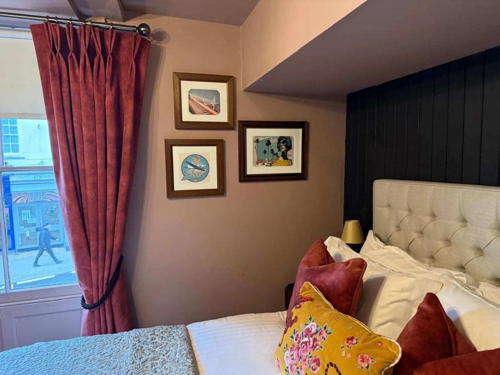 Bed in Punch House Monmouth