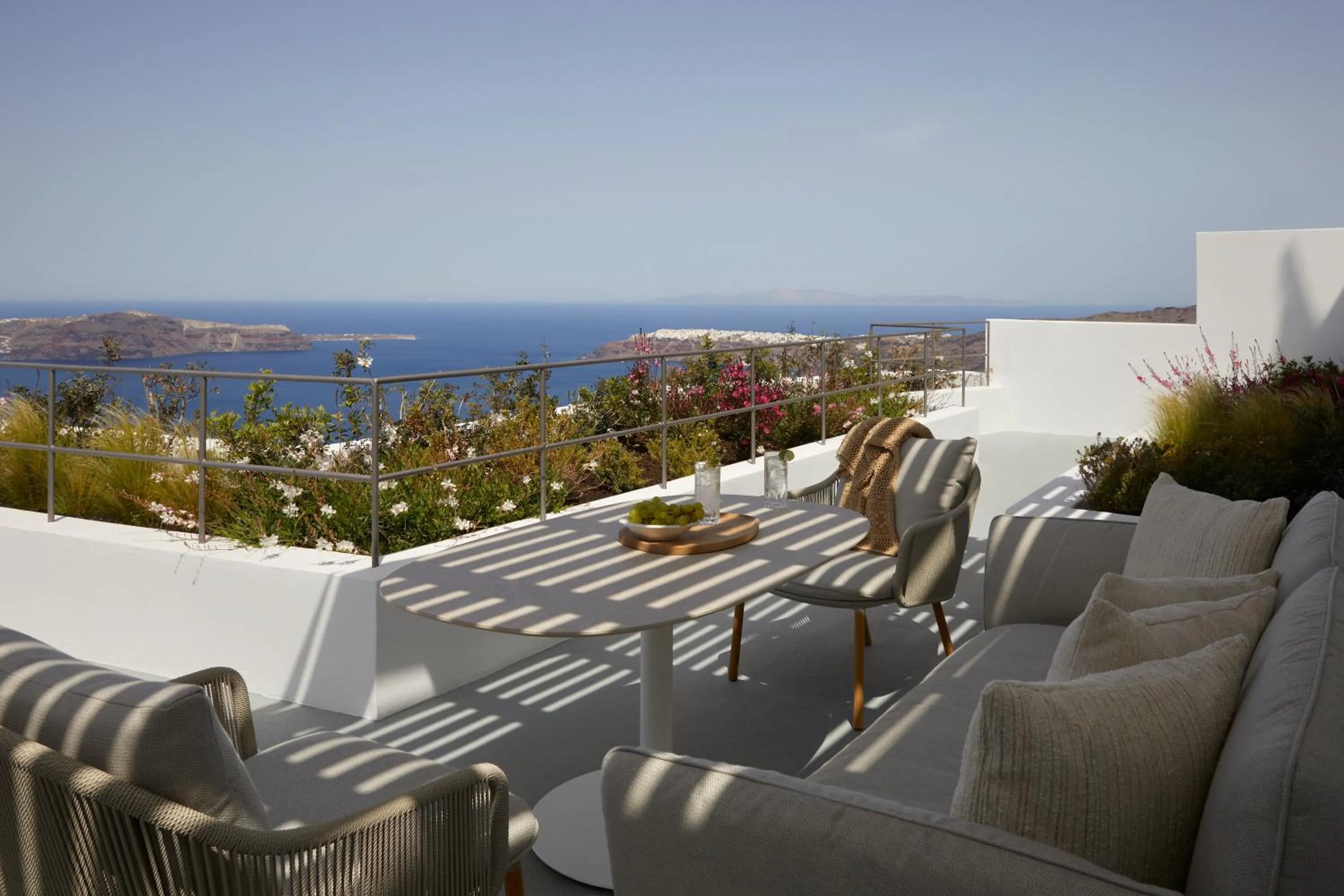 Grace Hotel, Auberge Collection