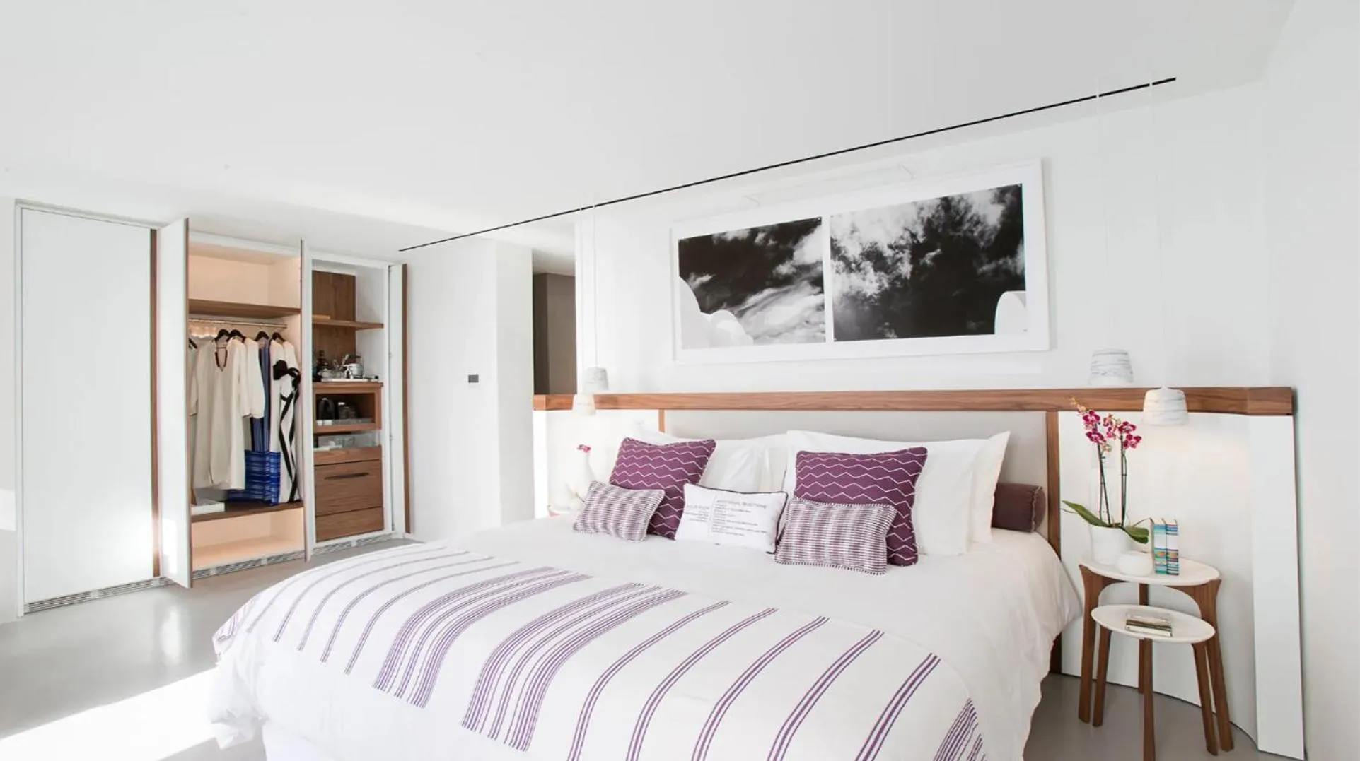 Bedroom, Bed in Grace Hotel, Auberge Collection