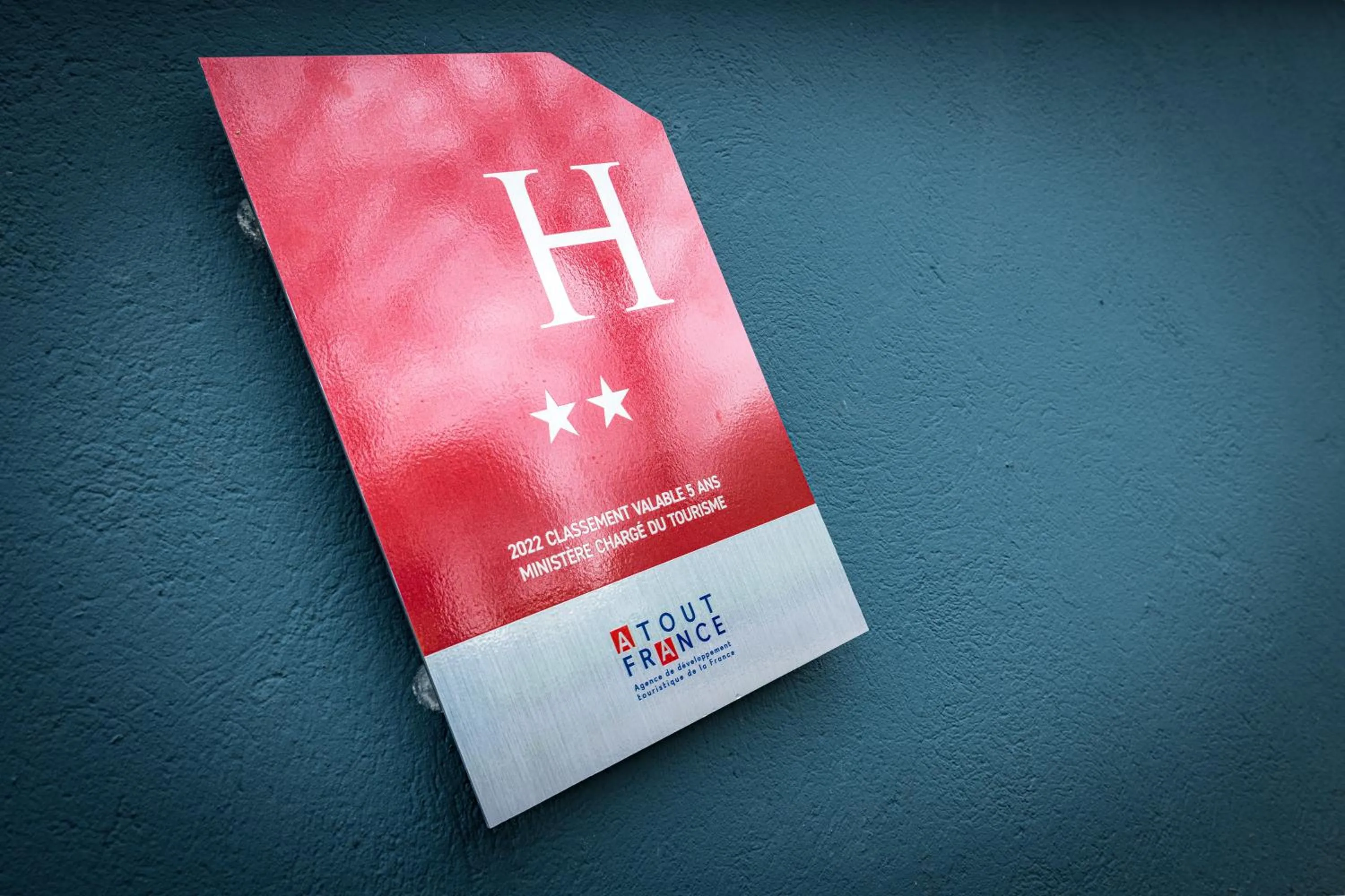 Logo/Certificate/Sign in Vini Hotel