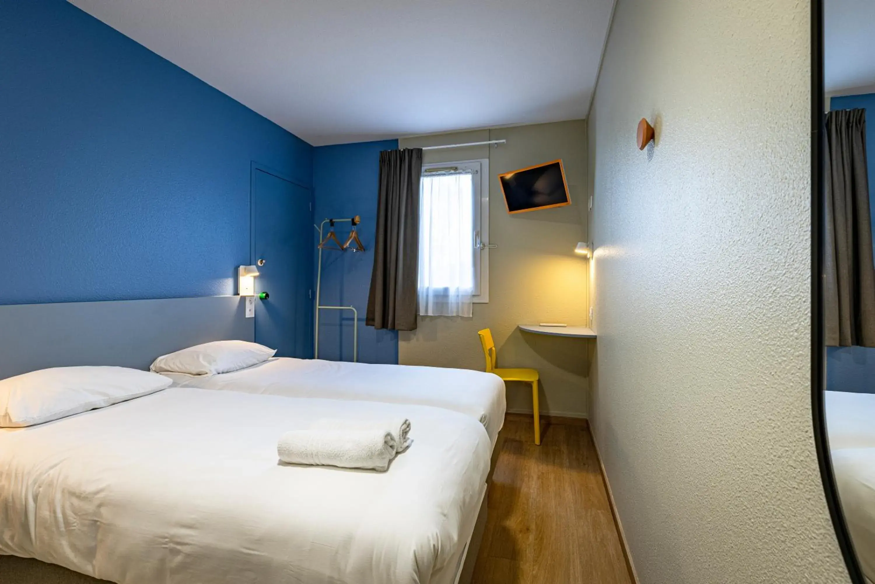 Twin Room in Vini Hotel Twin Room in Vini Hotel