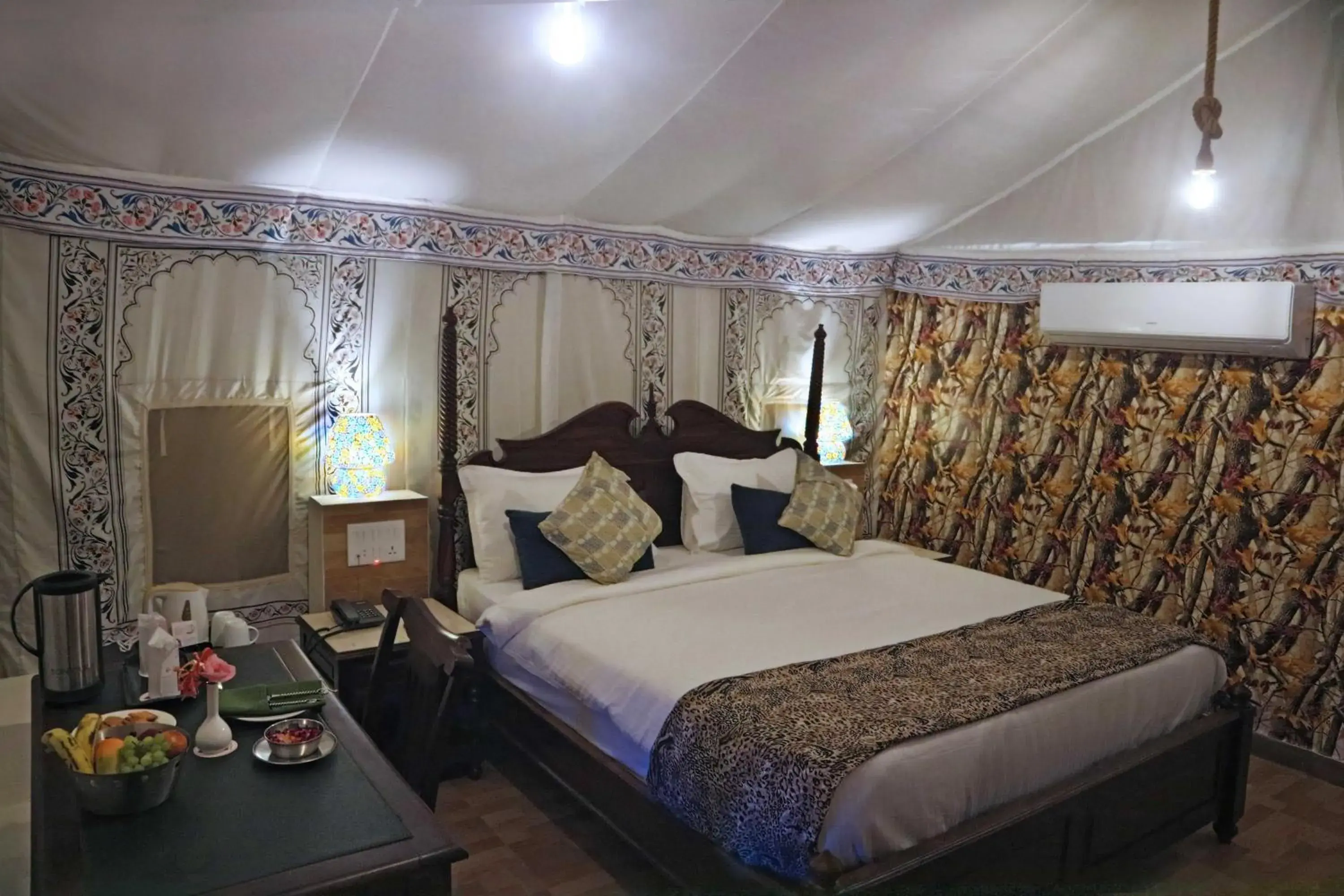 Tent in Gir Lion Safari Camp by Trulyy, Sasan Gir Tent in Gir Lion Safari Camp by Trulyy, Sasan Gir