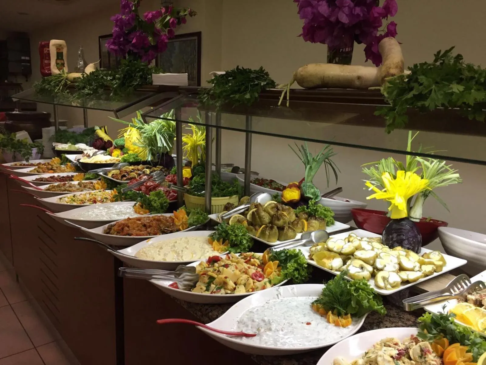 Food in Grand Nar Hotel