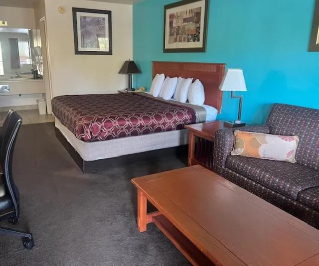 Bed in Claridge Inn - St. George