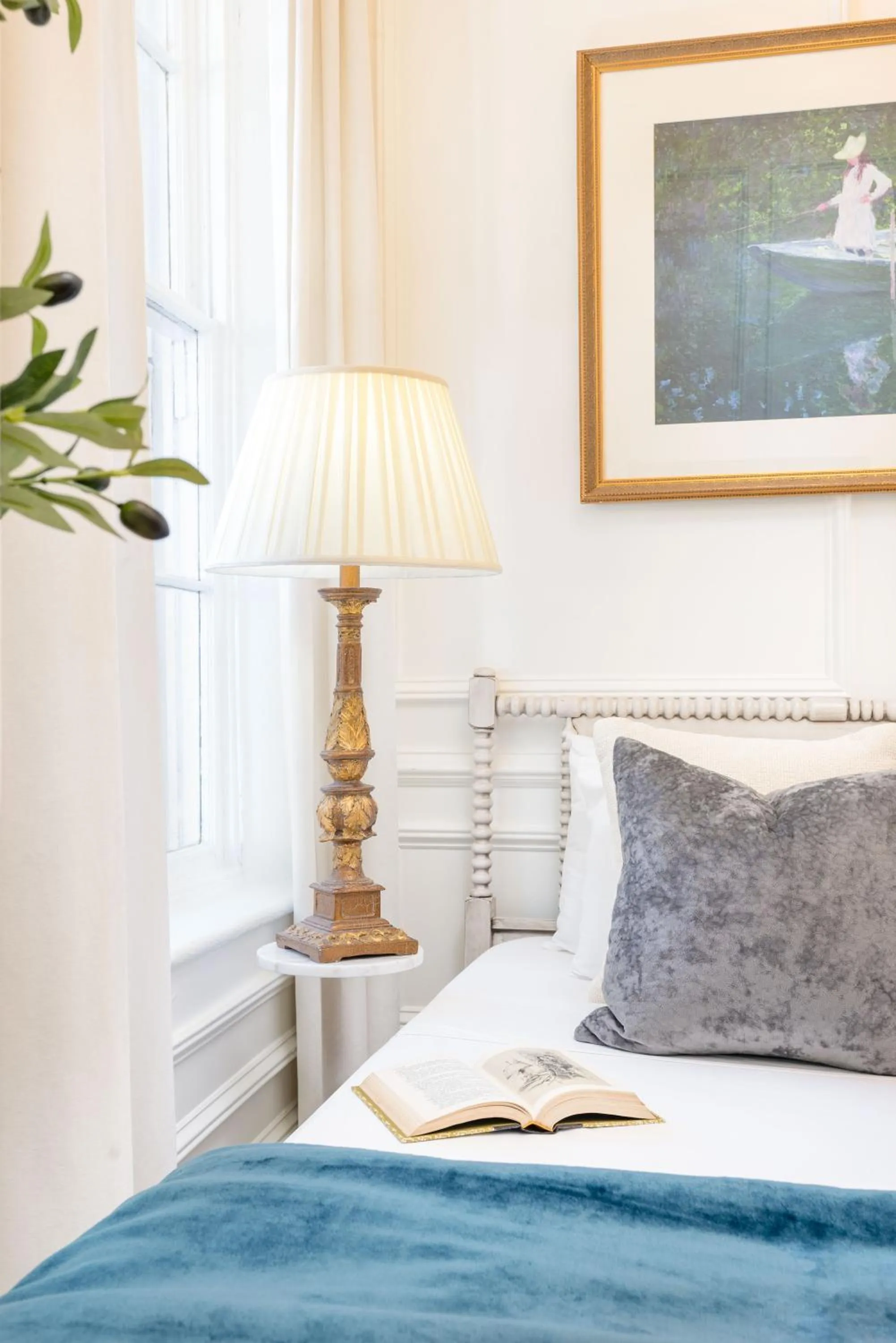 Bed in French Quarter Mansion